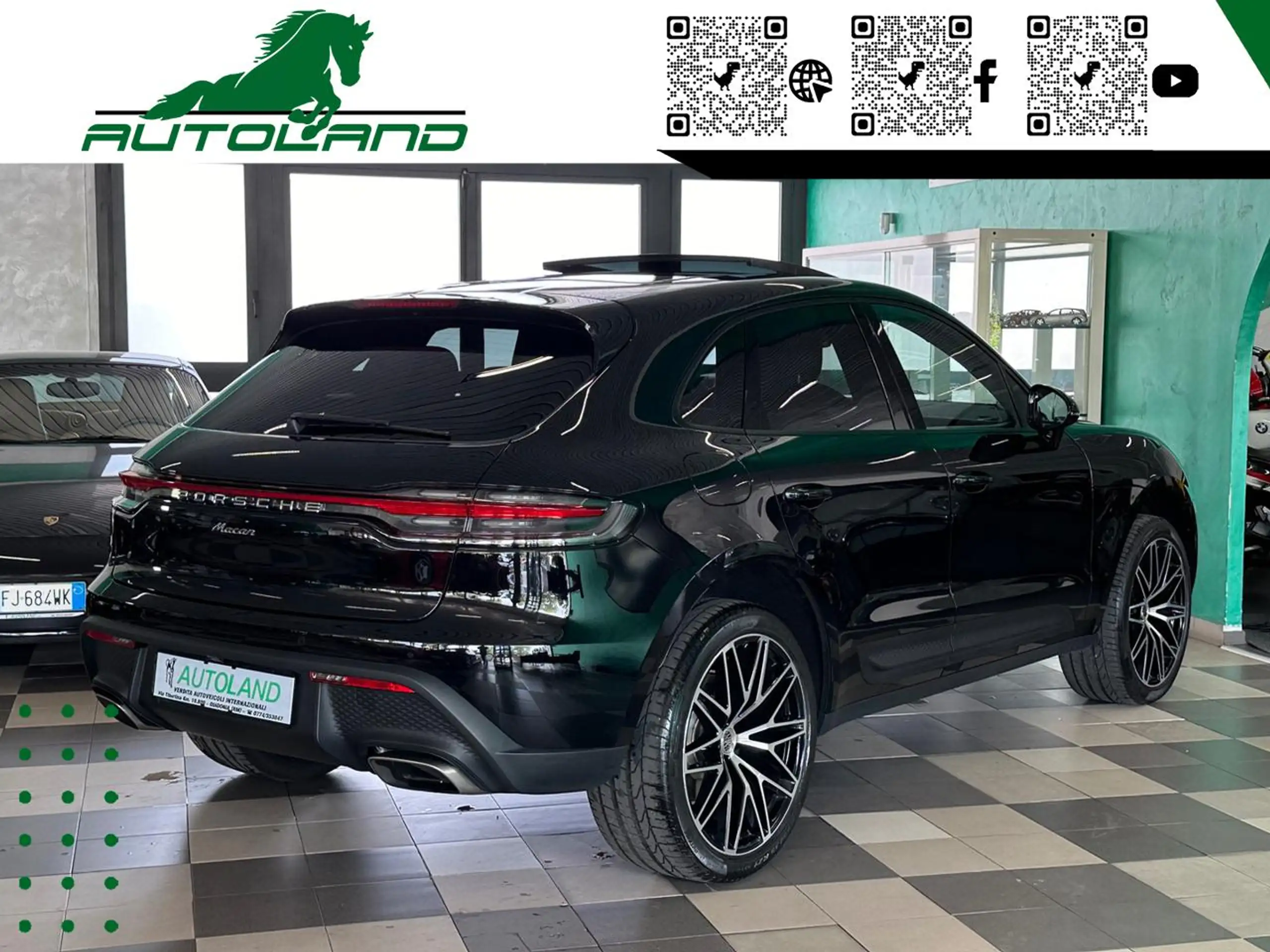 Porsche - Macan