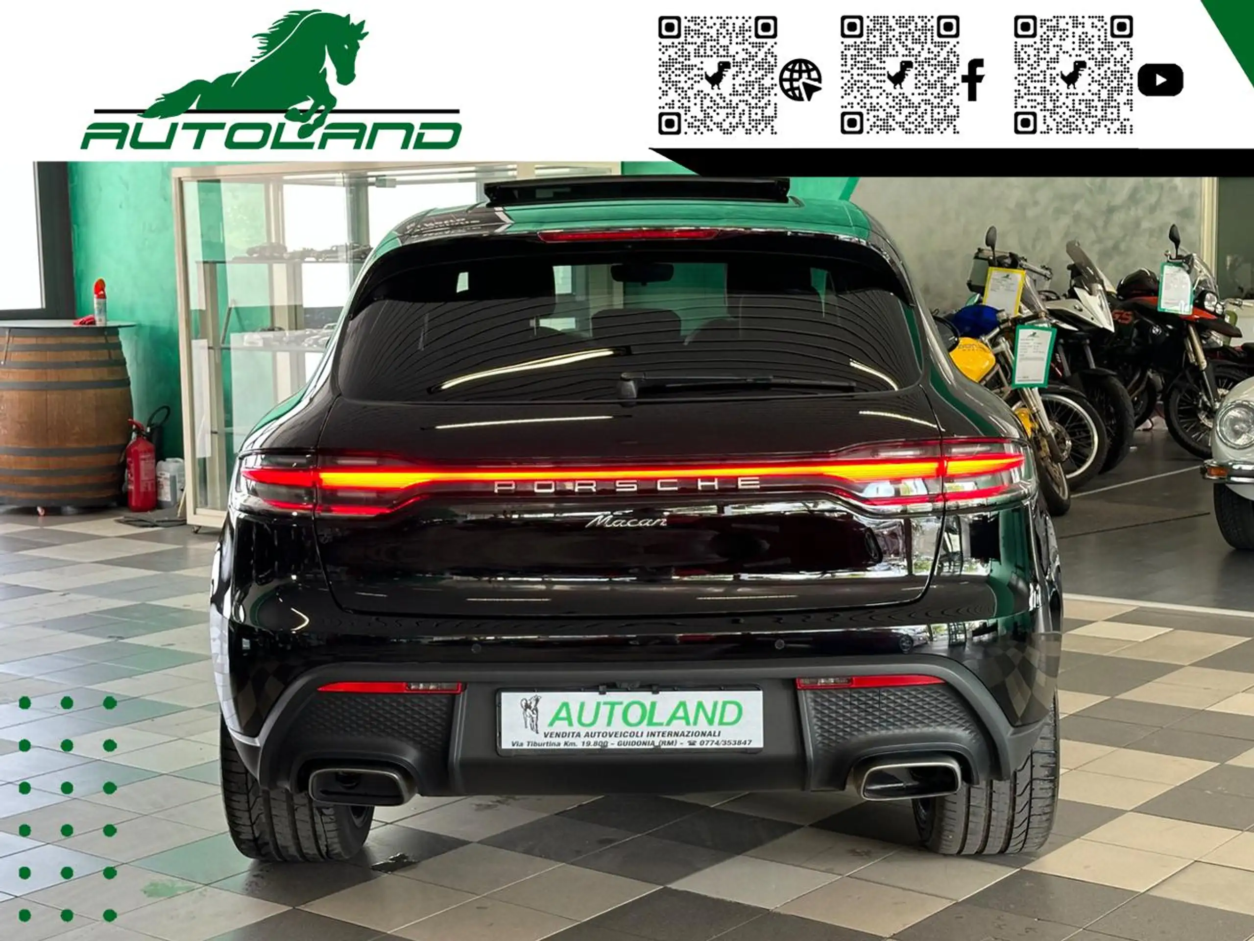 Porsche - Macan