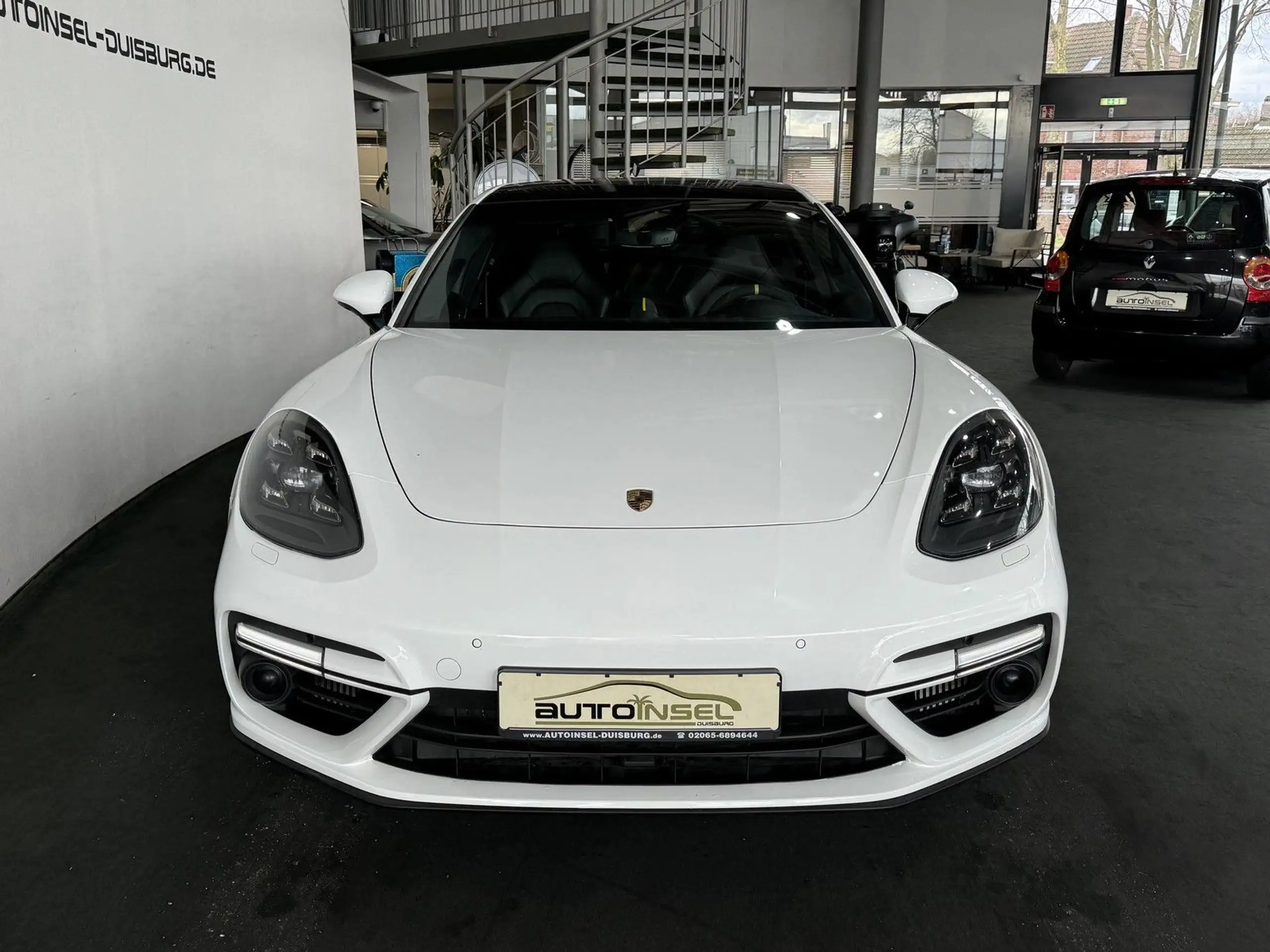 Porsche - Panamera