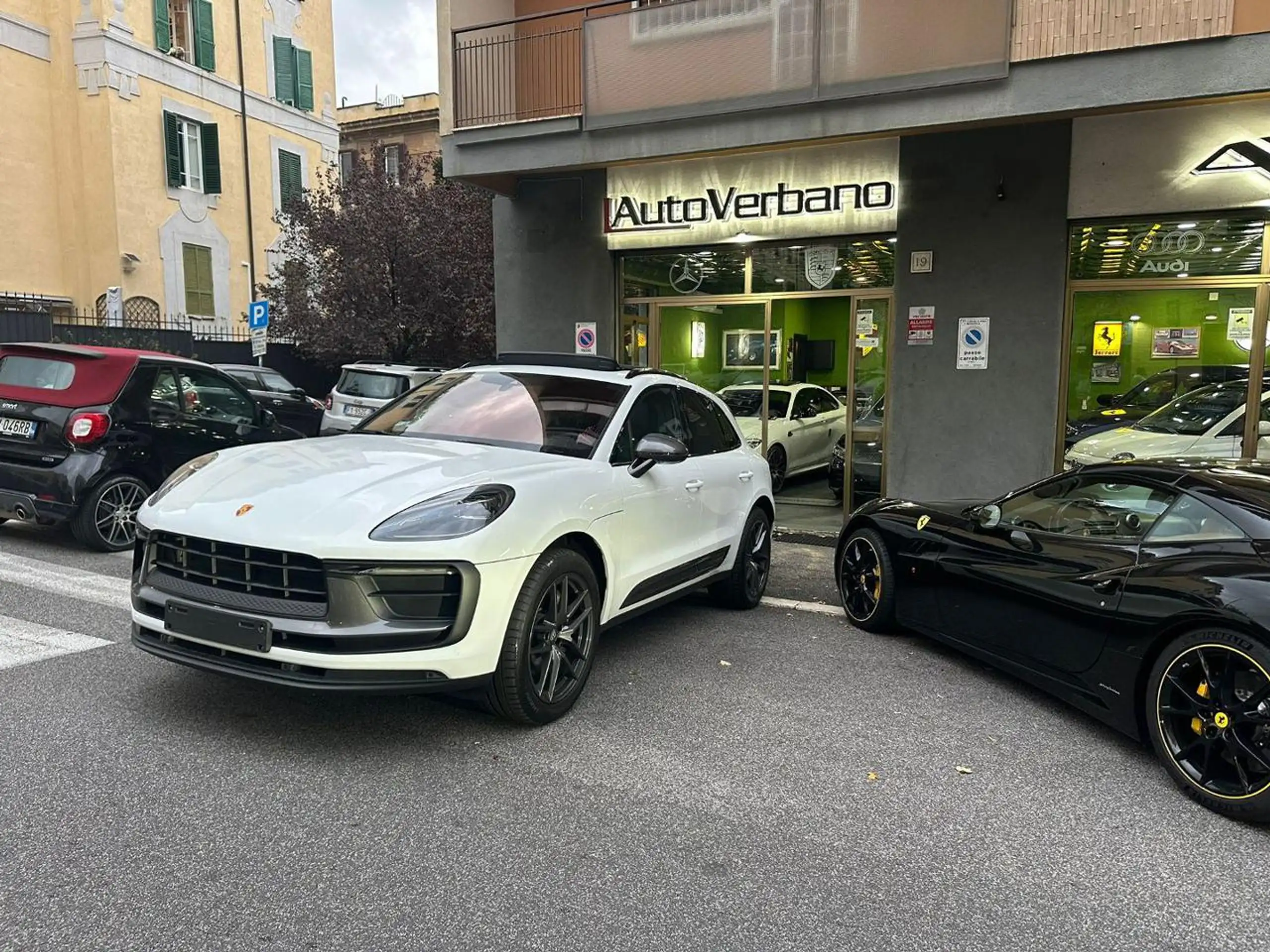 Porsche - Macan