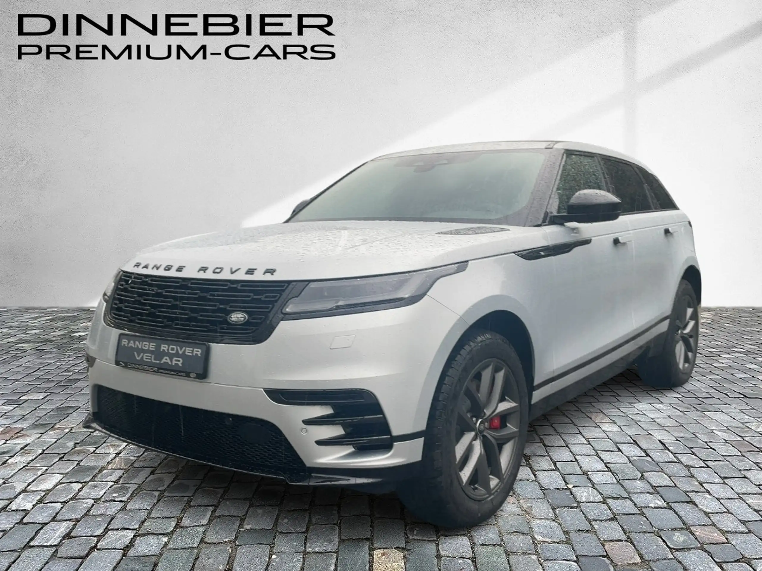 Land Rover - Range Rover Velar