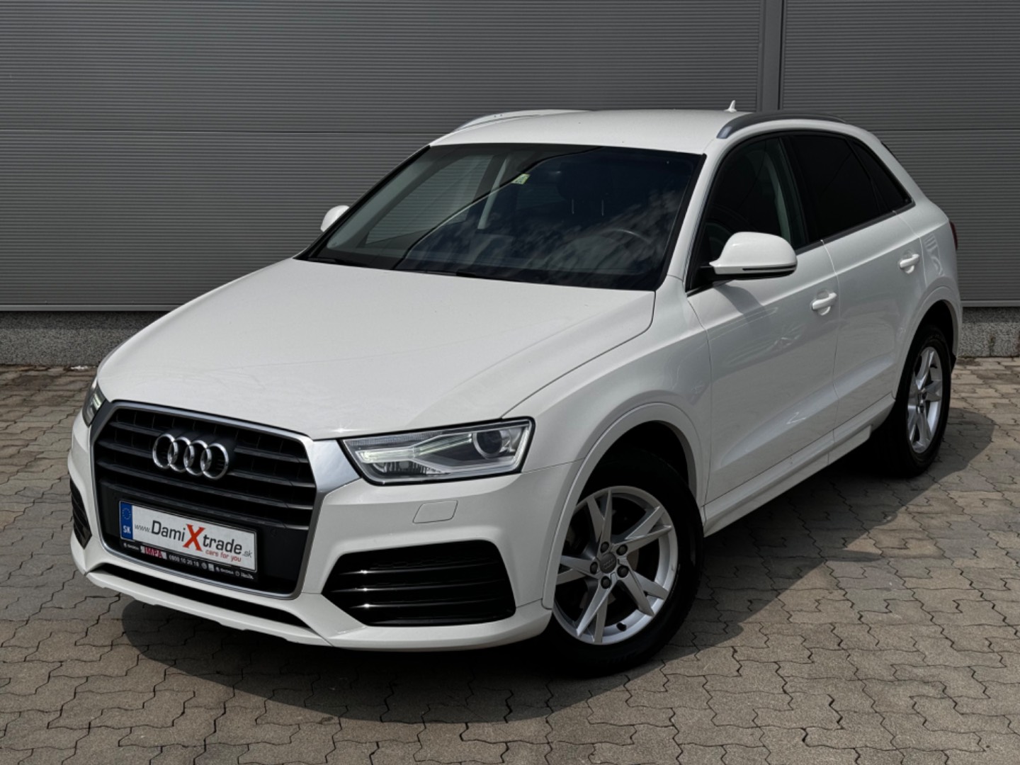 Audi - Q3