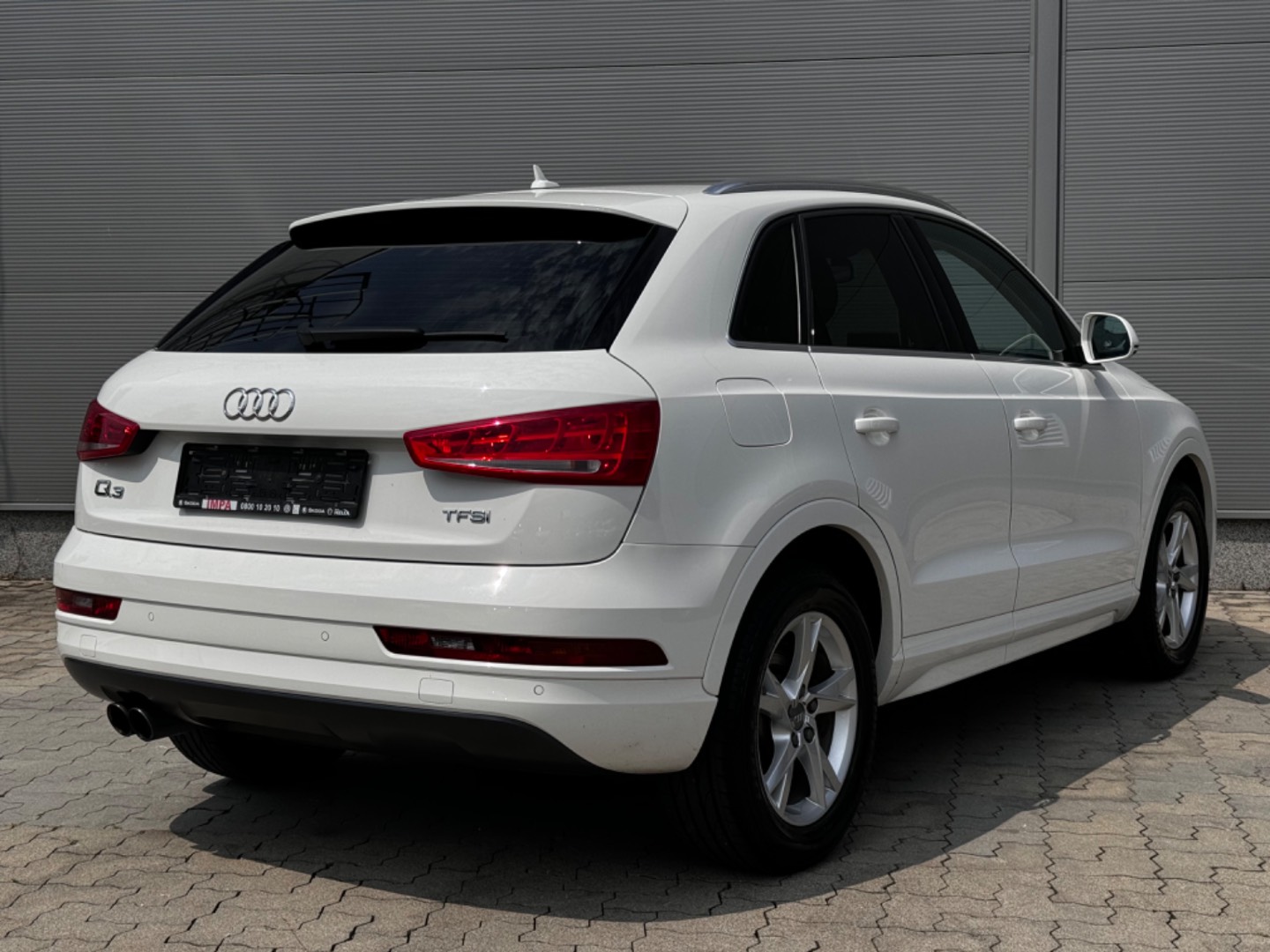 Audi - Q3