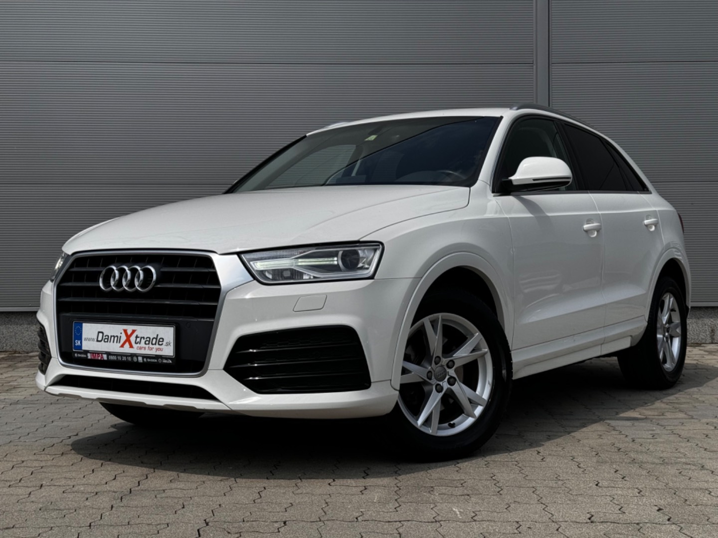 Audi - Q3