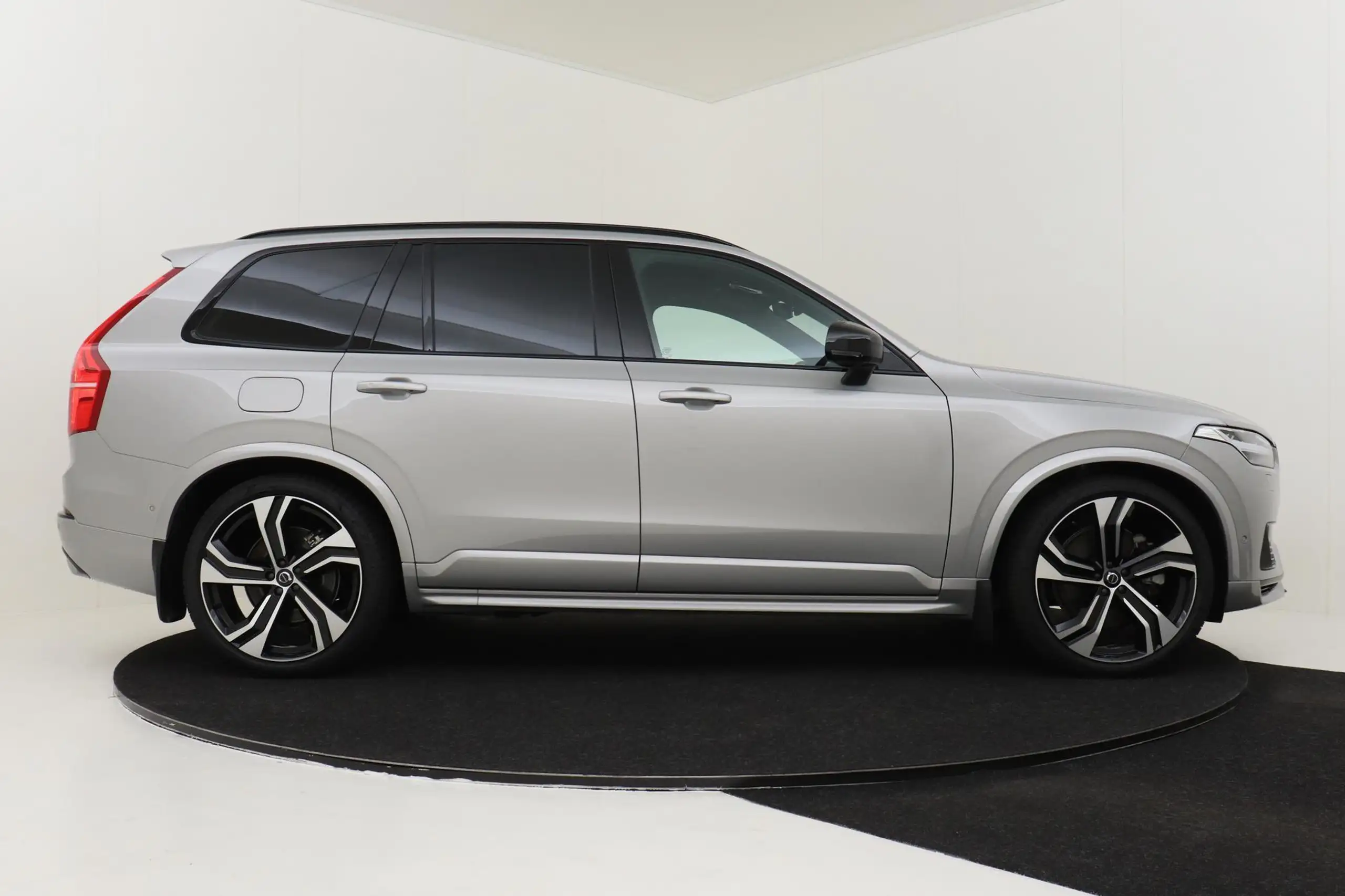 Volvo - XC90