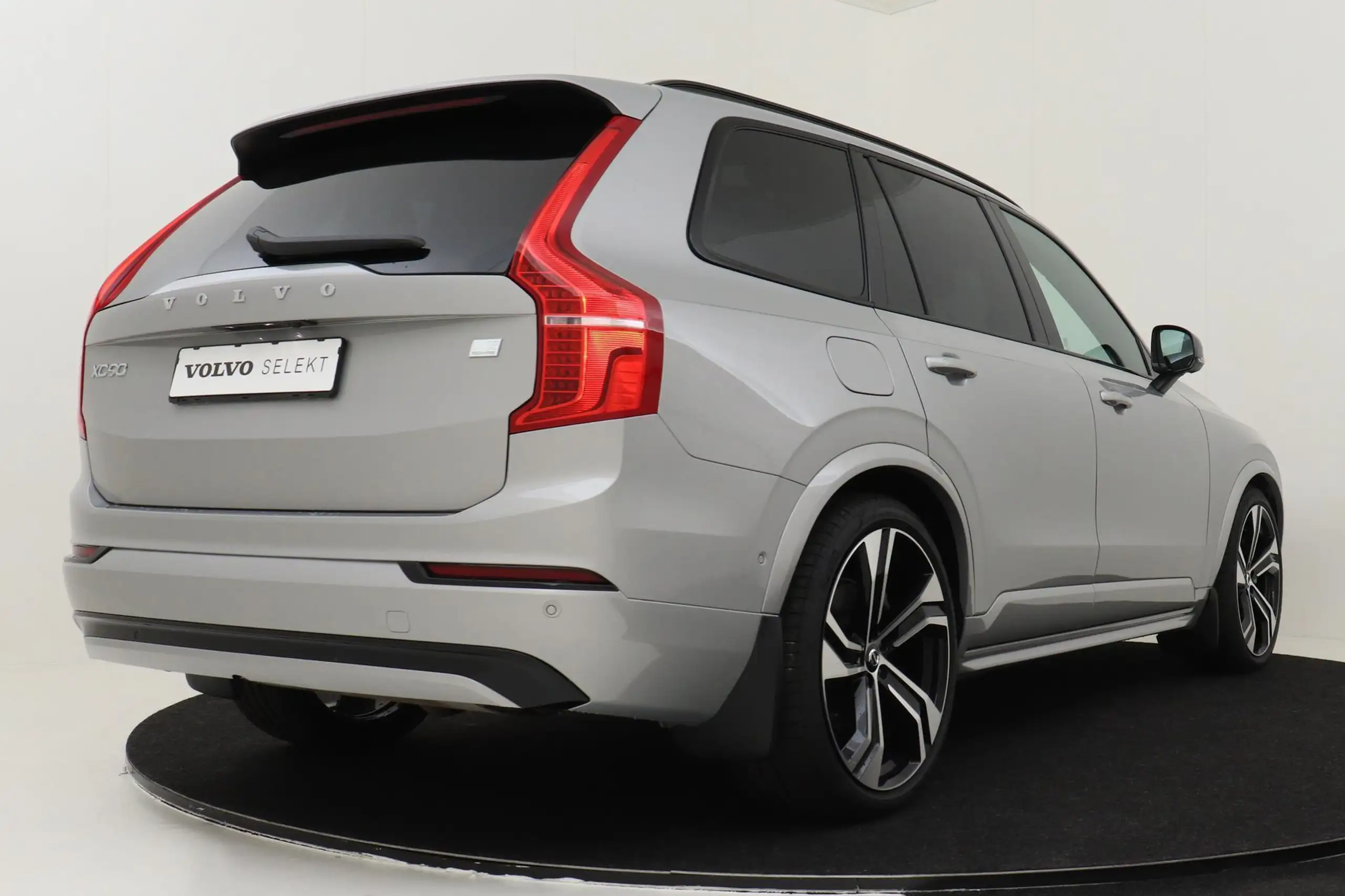 Volvo - XC90