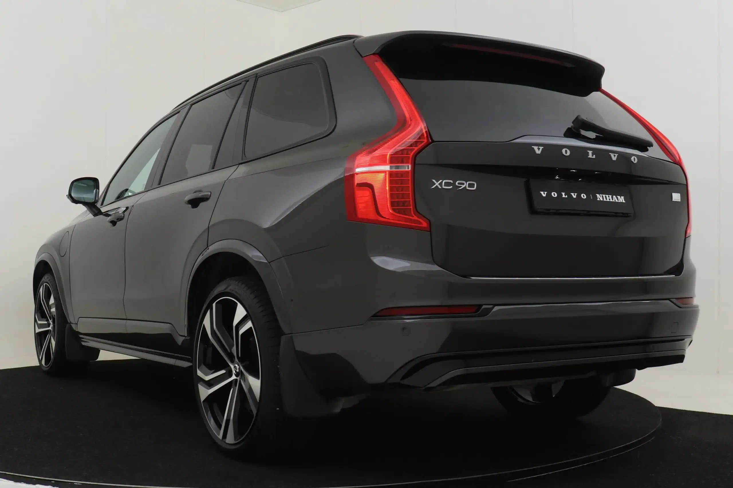 Volvo - XC90