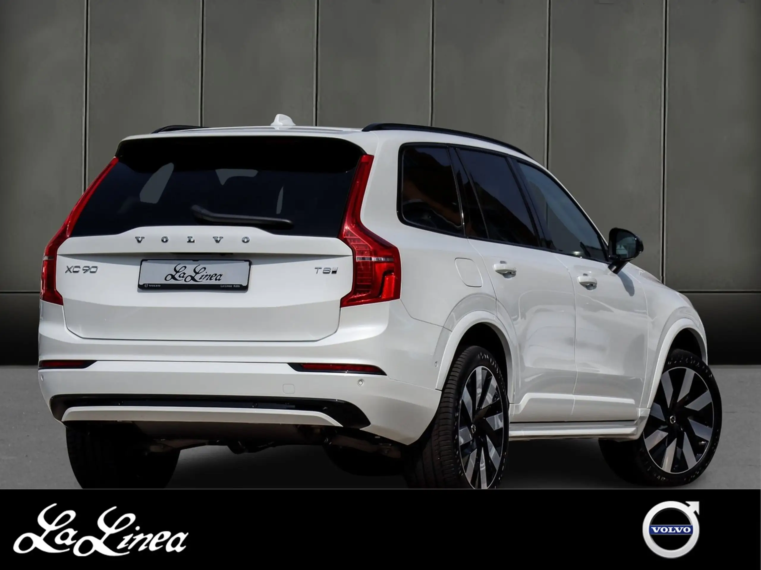 Volvo - XC90