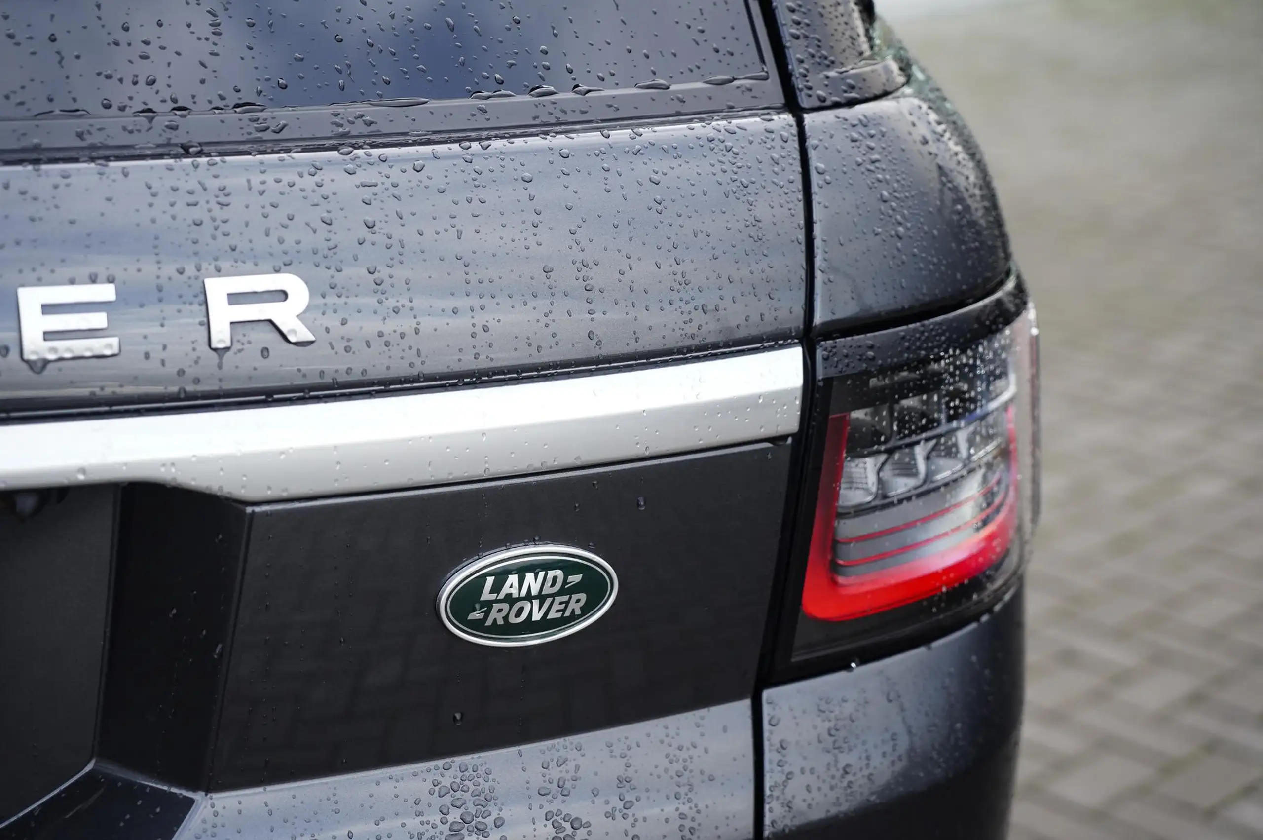 Land Rover - Range Rover Sport