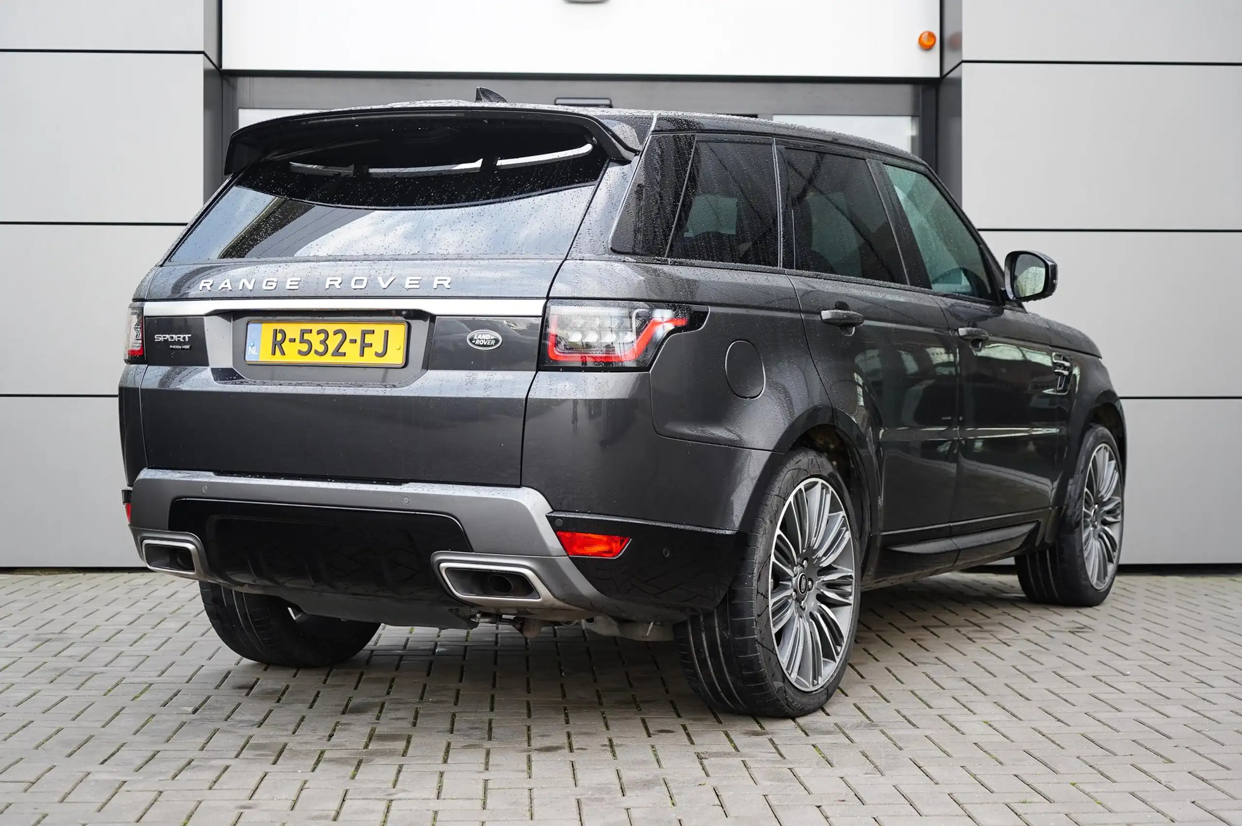 Land Rover - Range Rover Sport