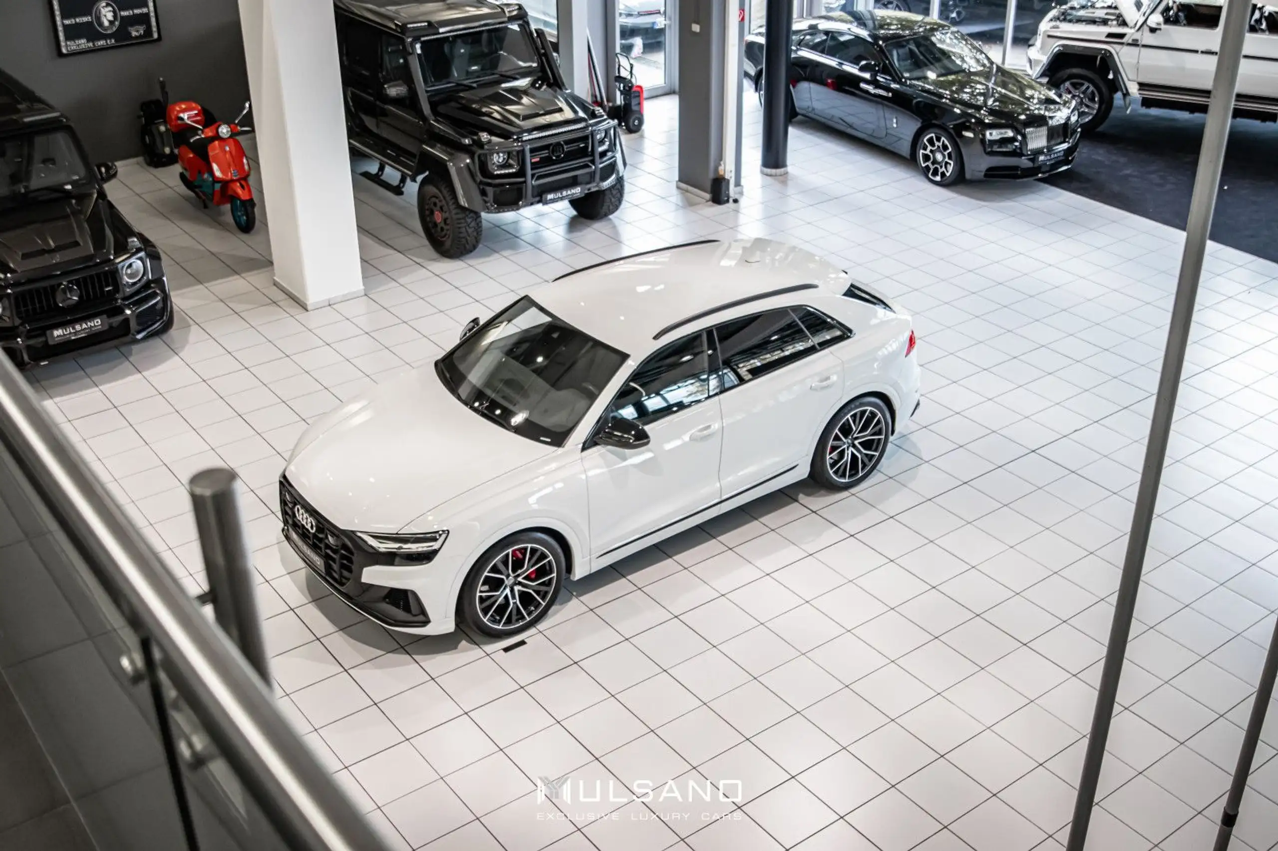 Audi - SQ8