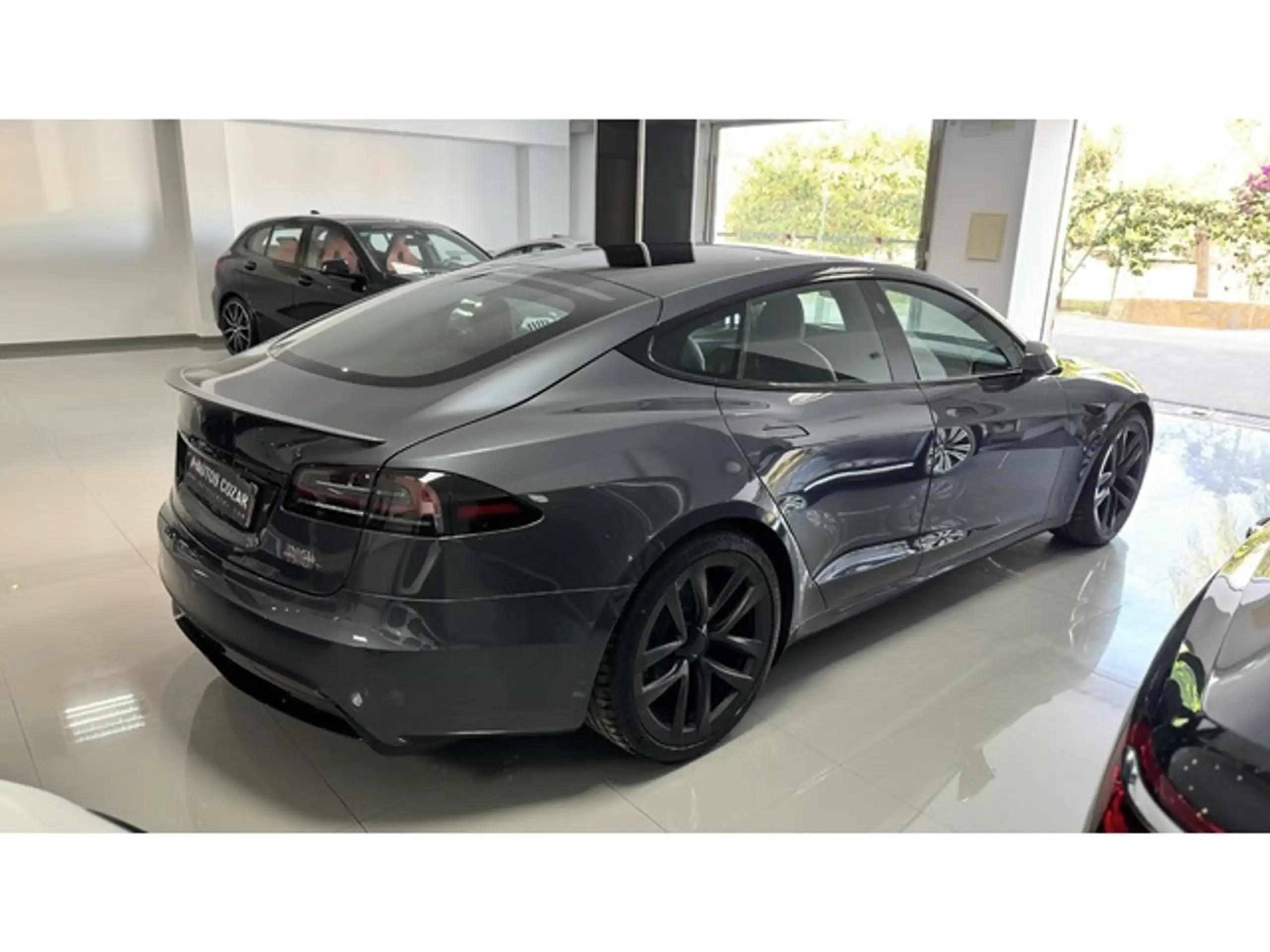 Tesla - Model S