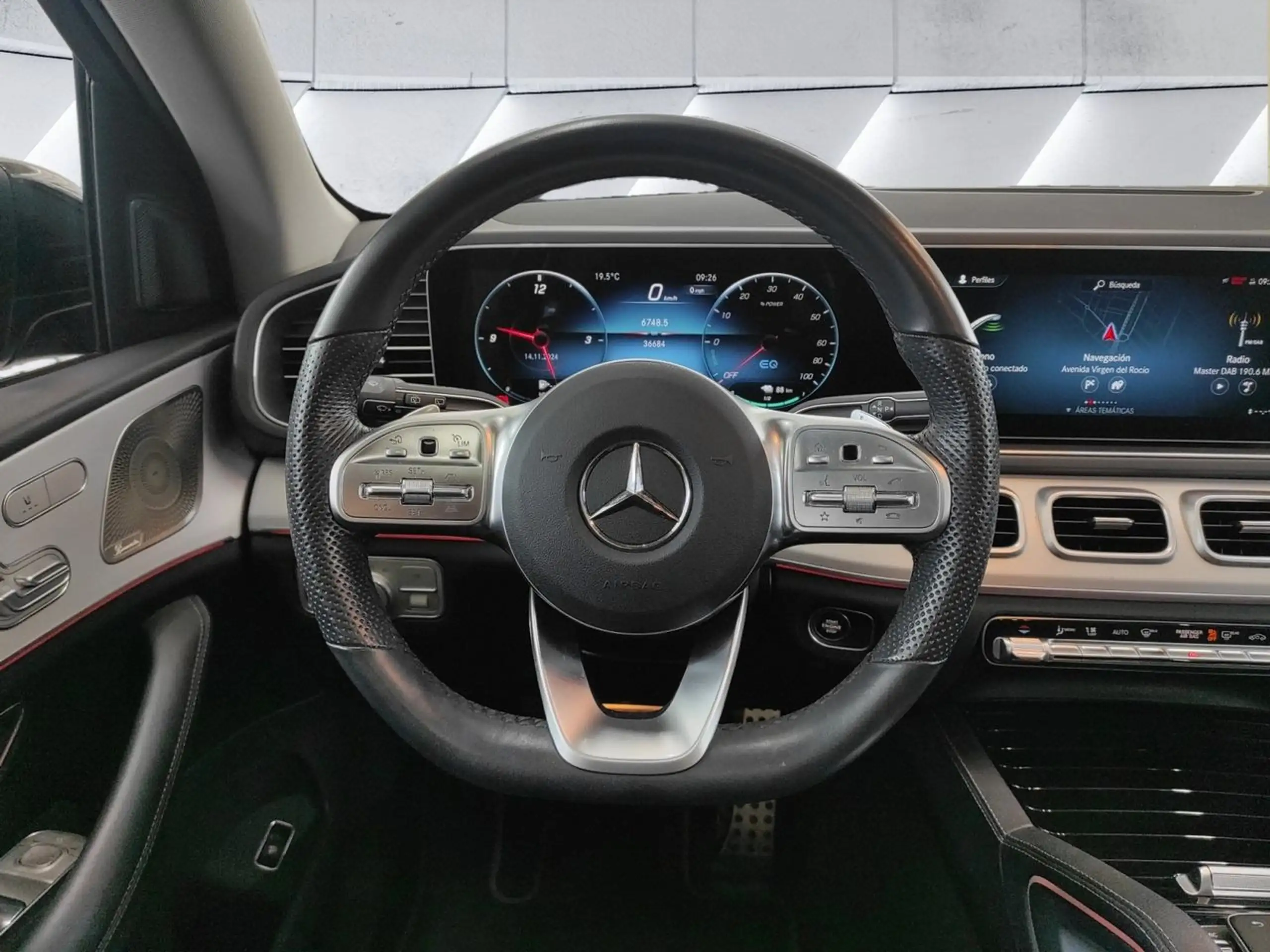 Mercedes-Benz - GLE 300