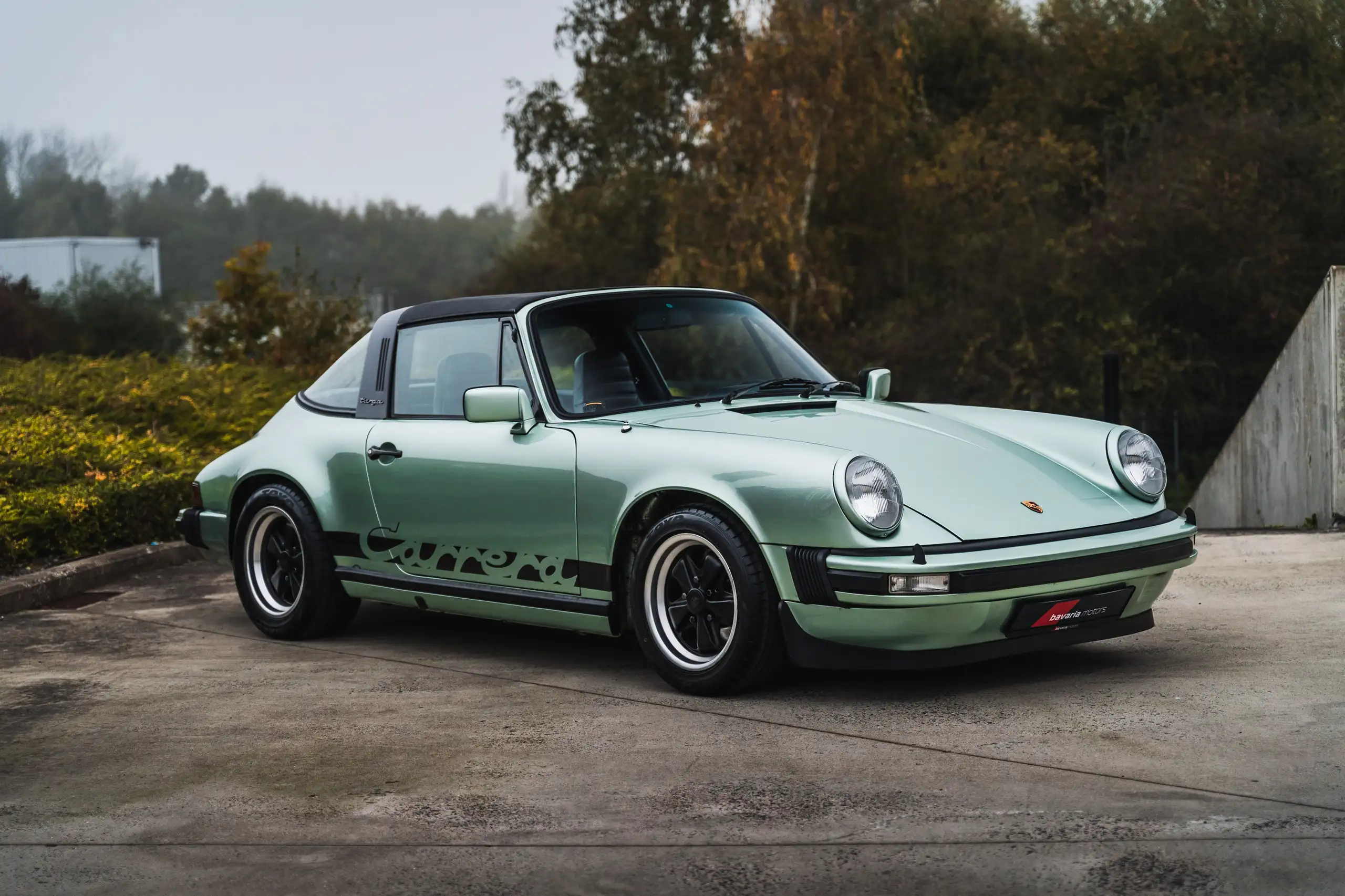 Porsche - 911