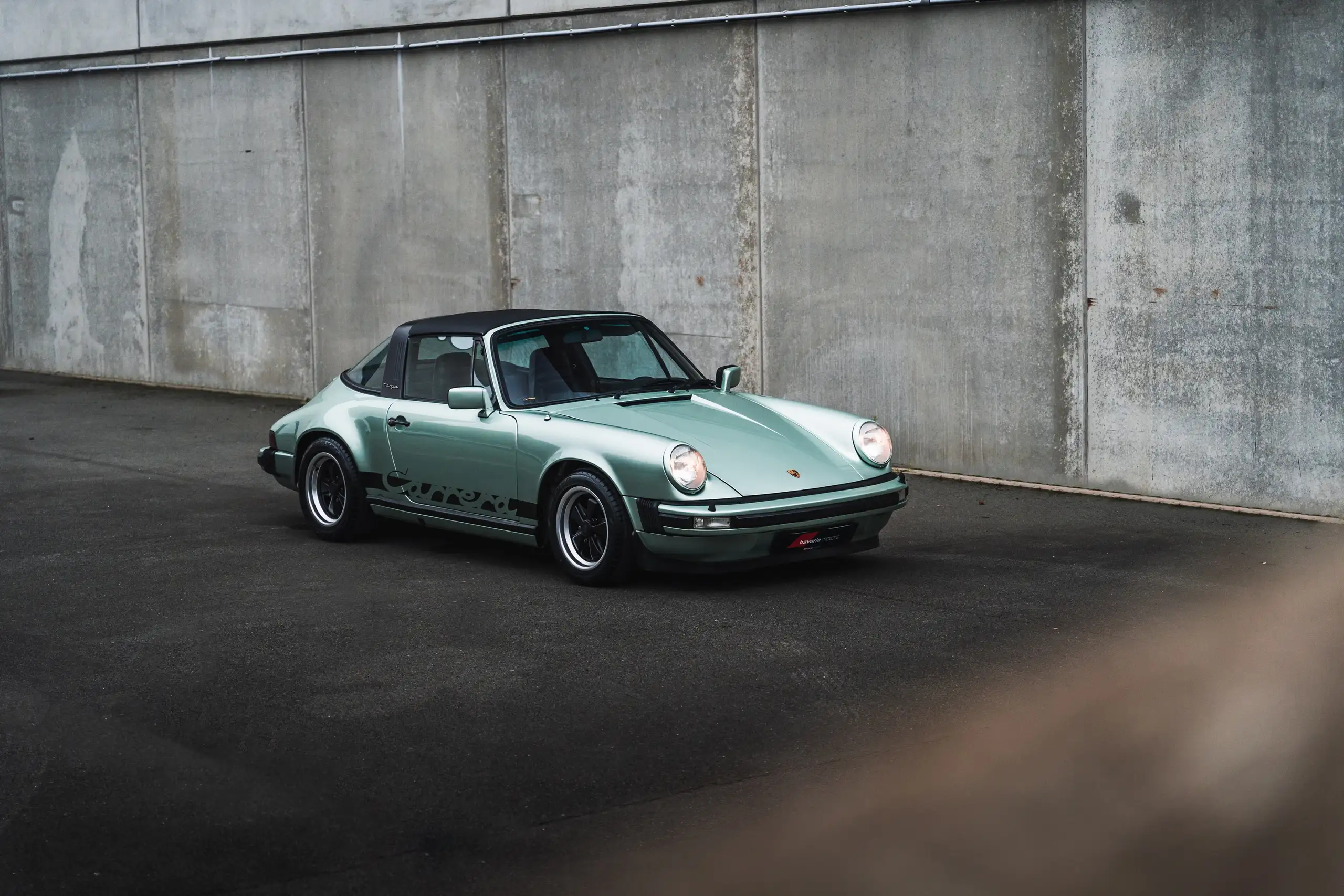 Porsche - 911