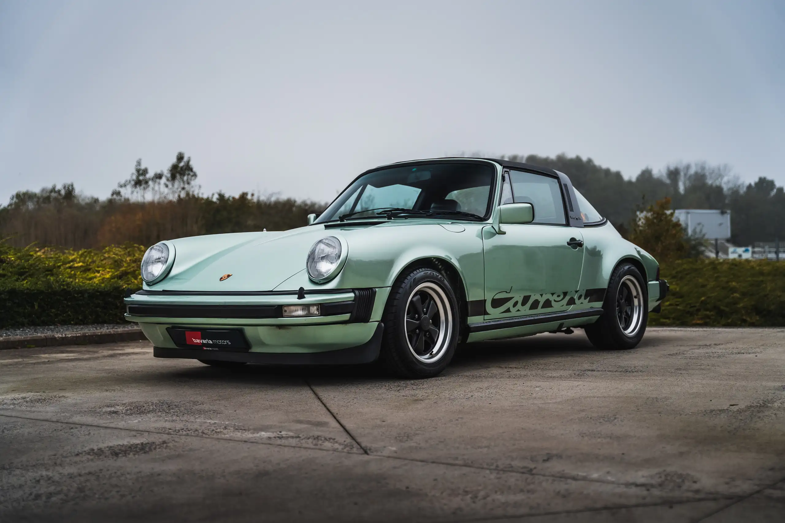 Porsche - 911