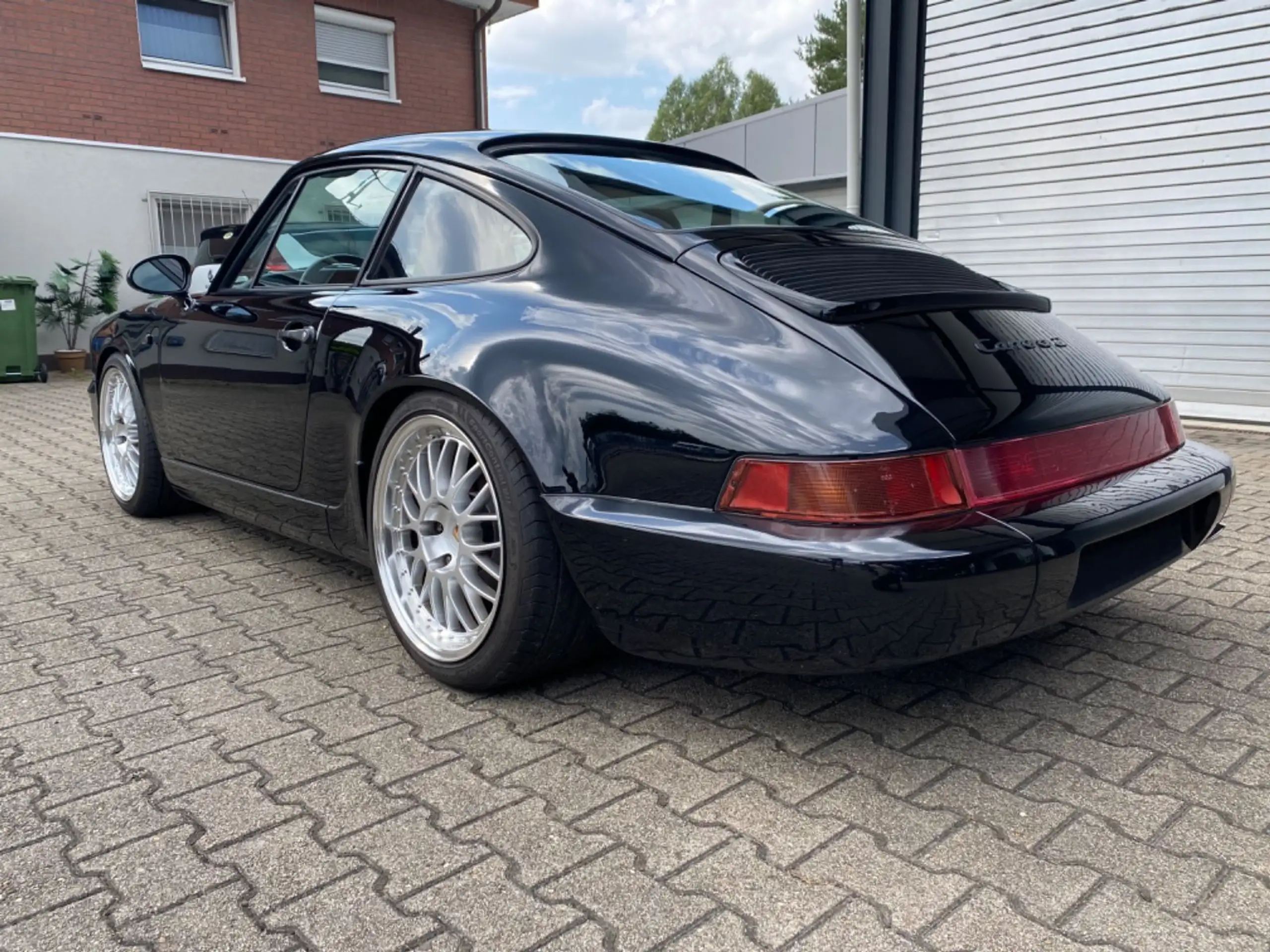 Porsche - 964