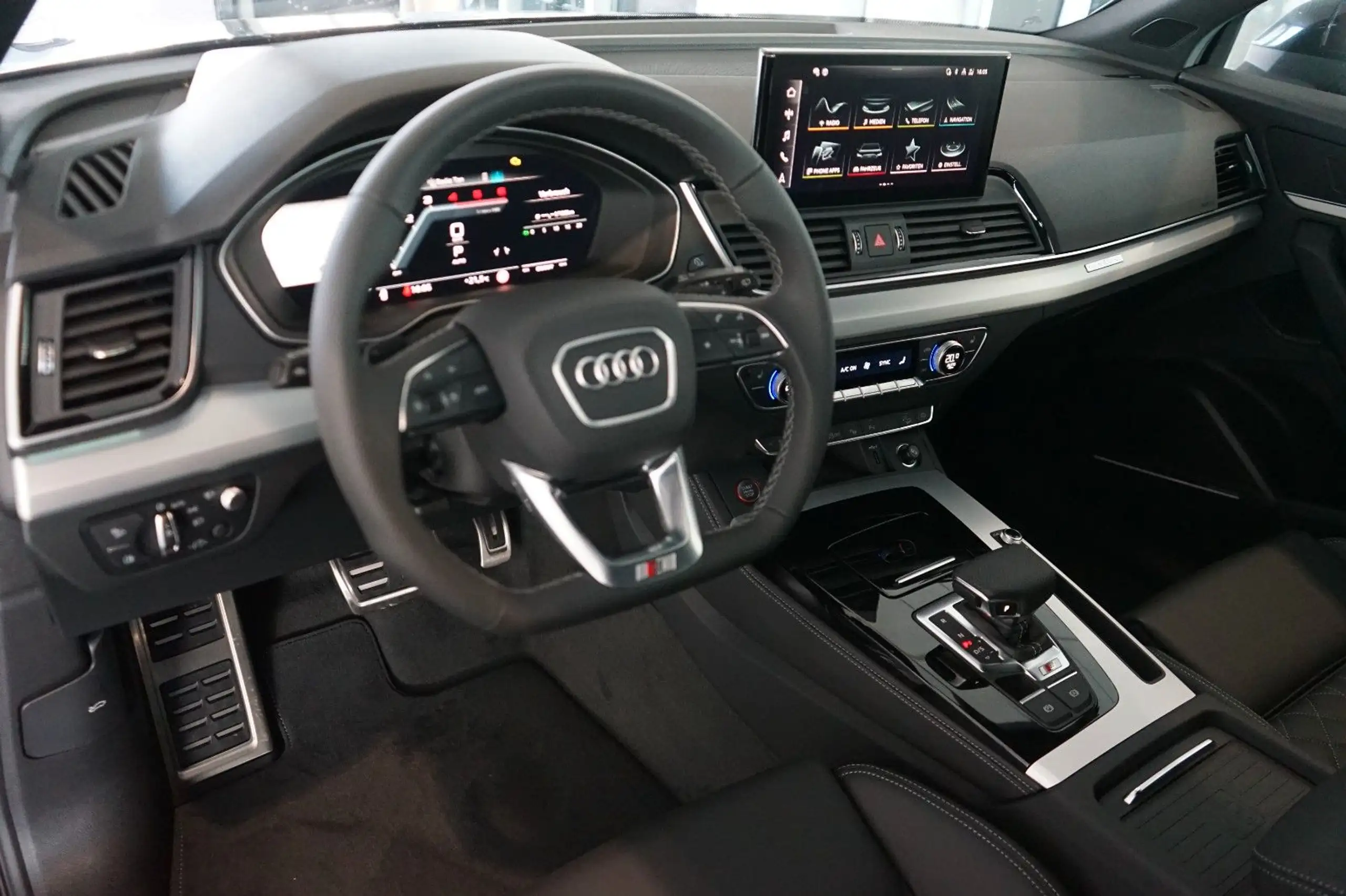 Audi - SQ5