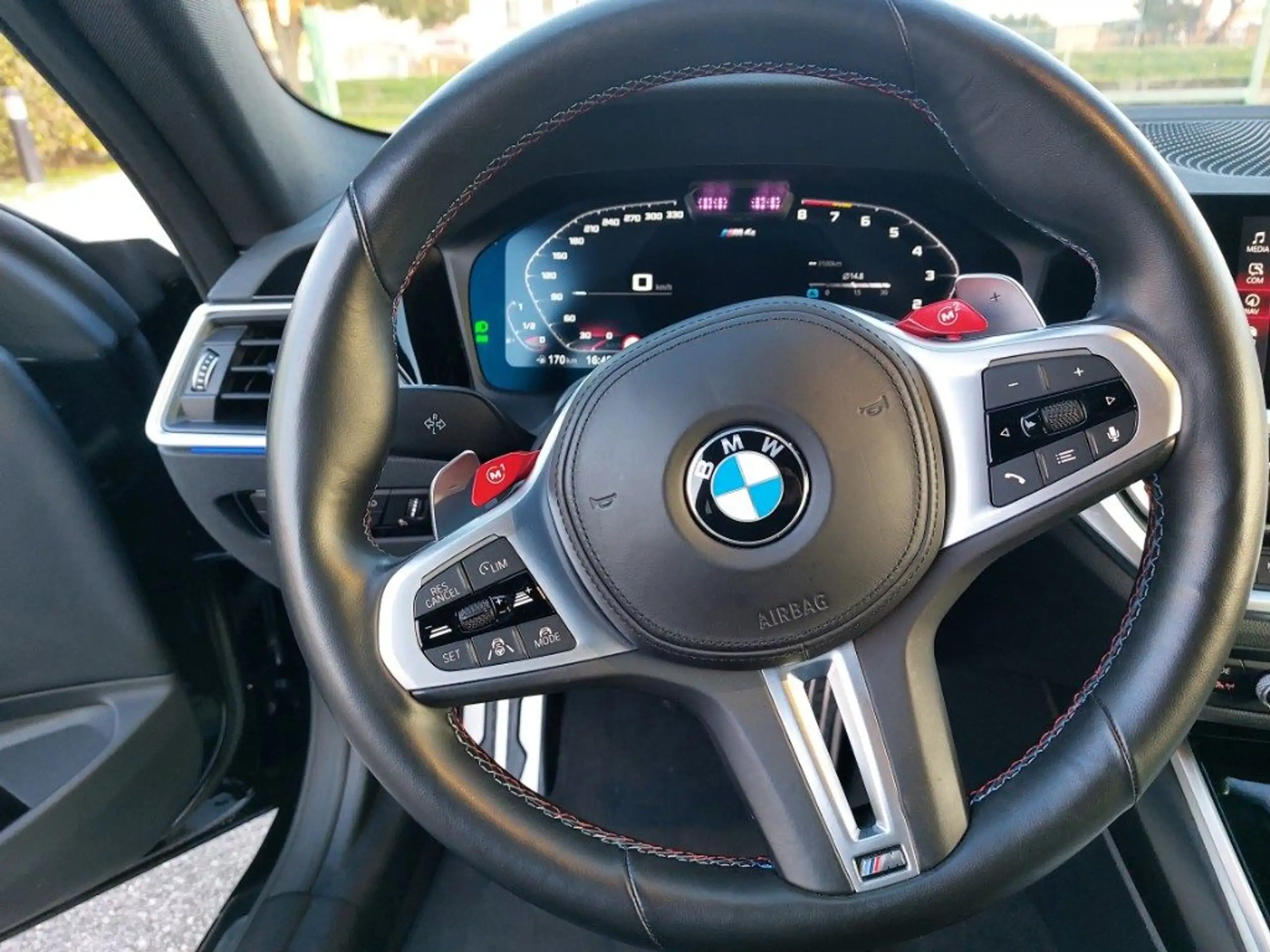 BMW - M4