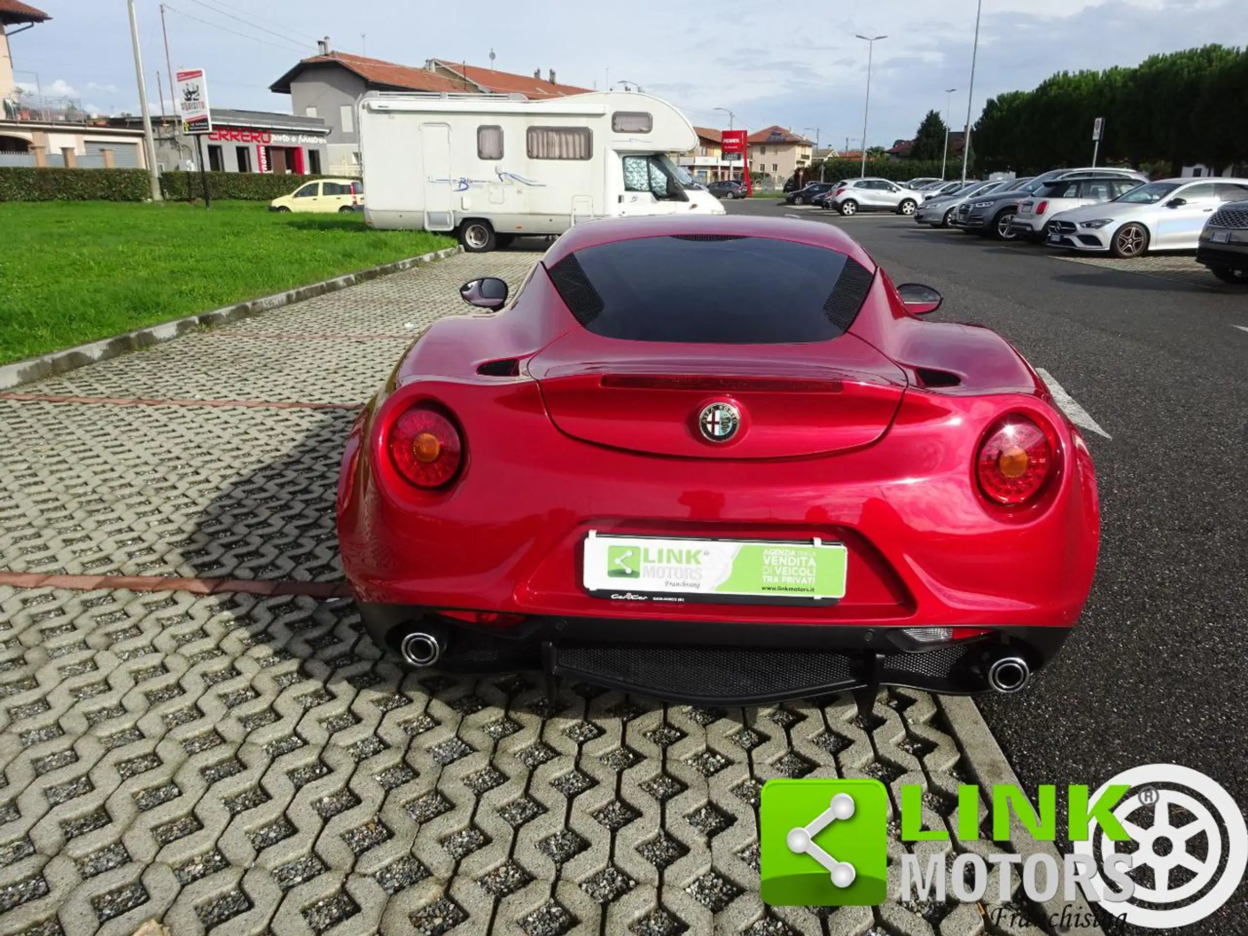 Alfa Romeo - 4C