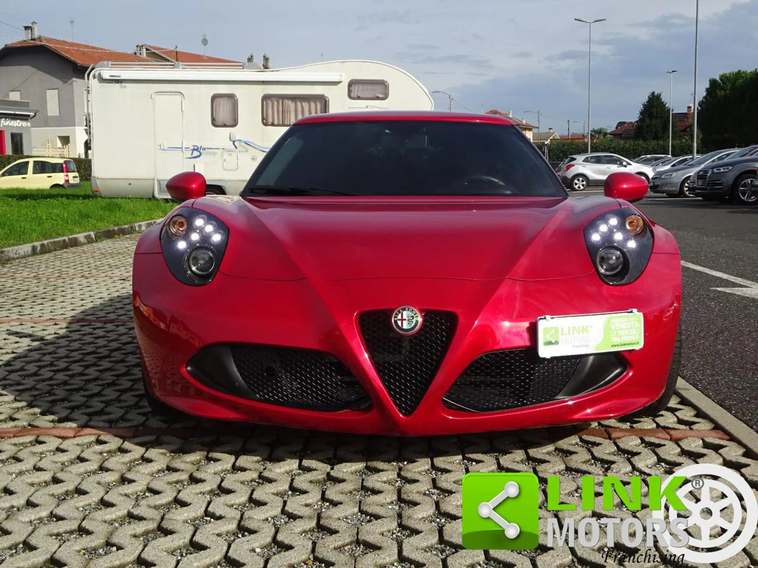 Alfa Romeo - 4C