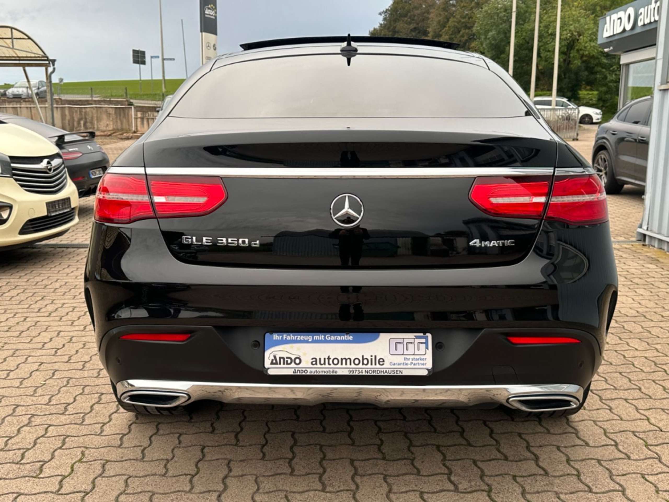 Mercedes-Benz - GLE 350