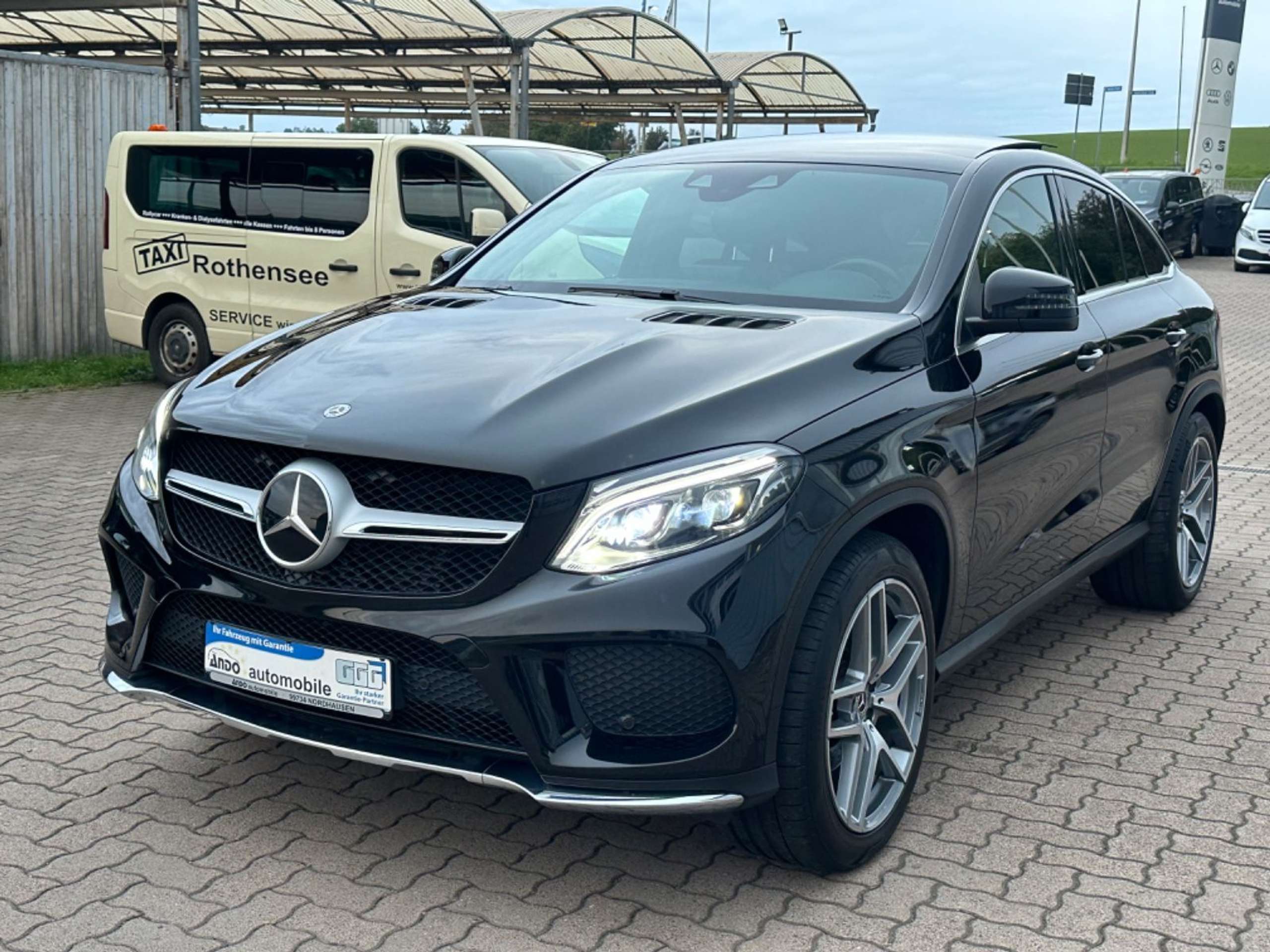 Mercedes-Benz - GLE 350