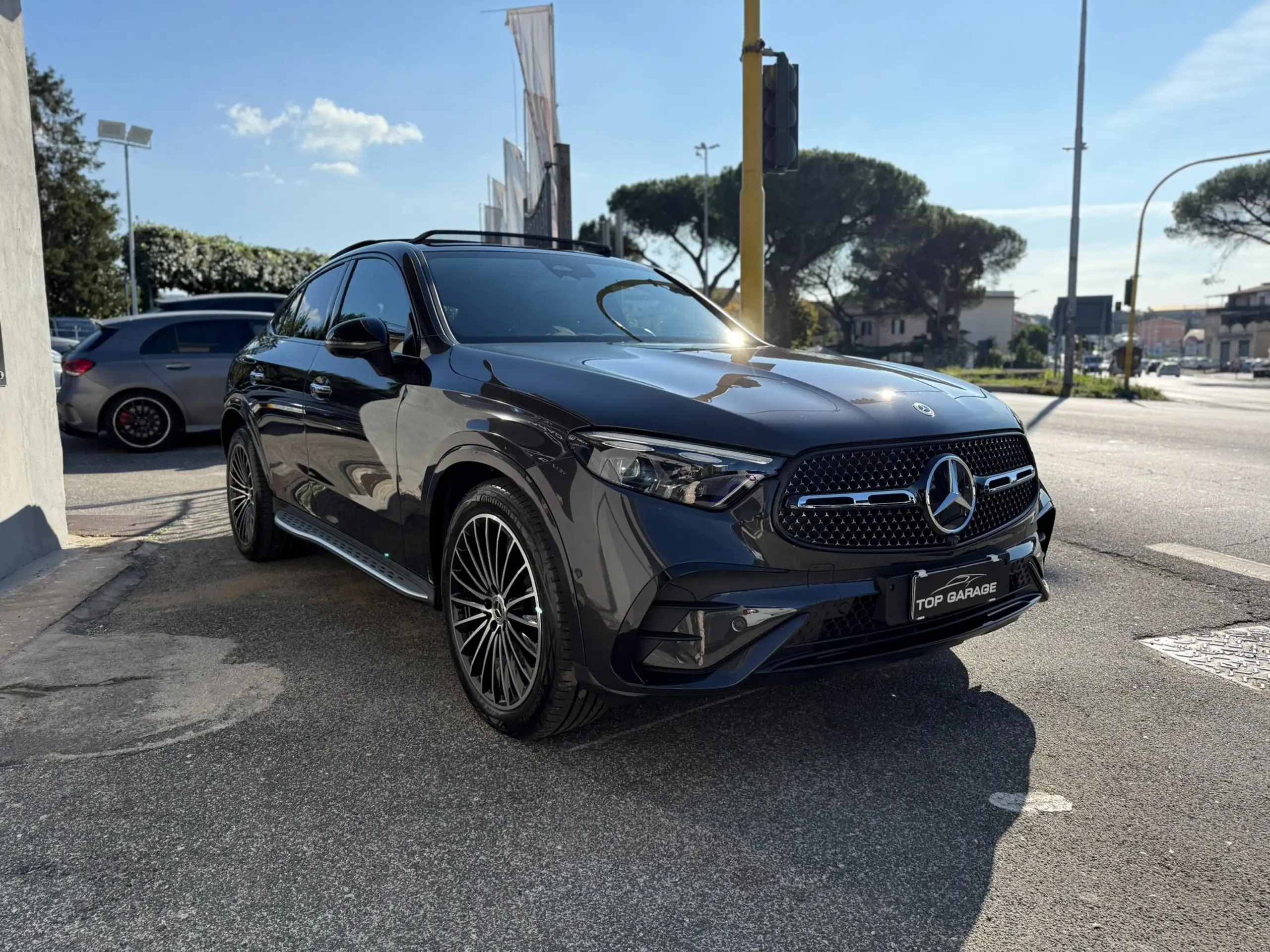 Mercedes-Benz - GLC 220