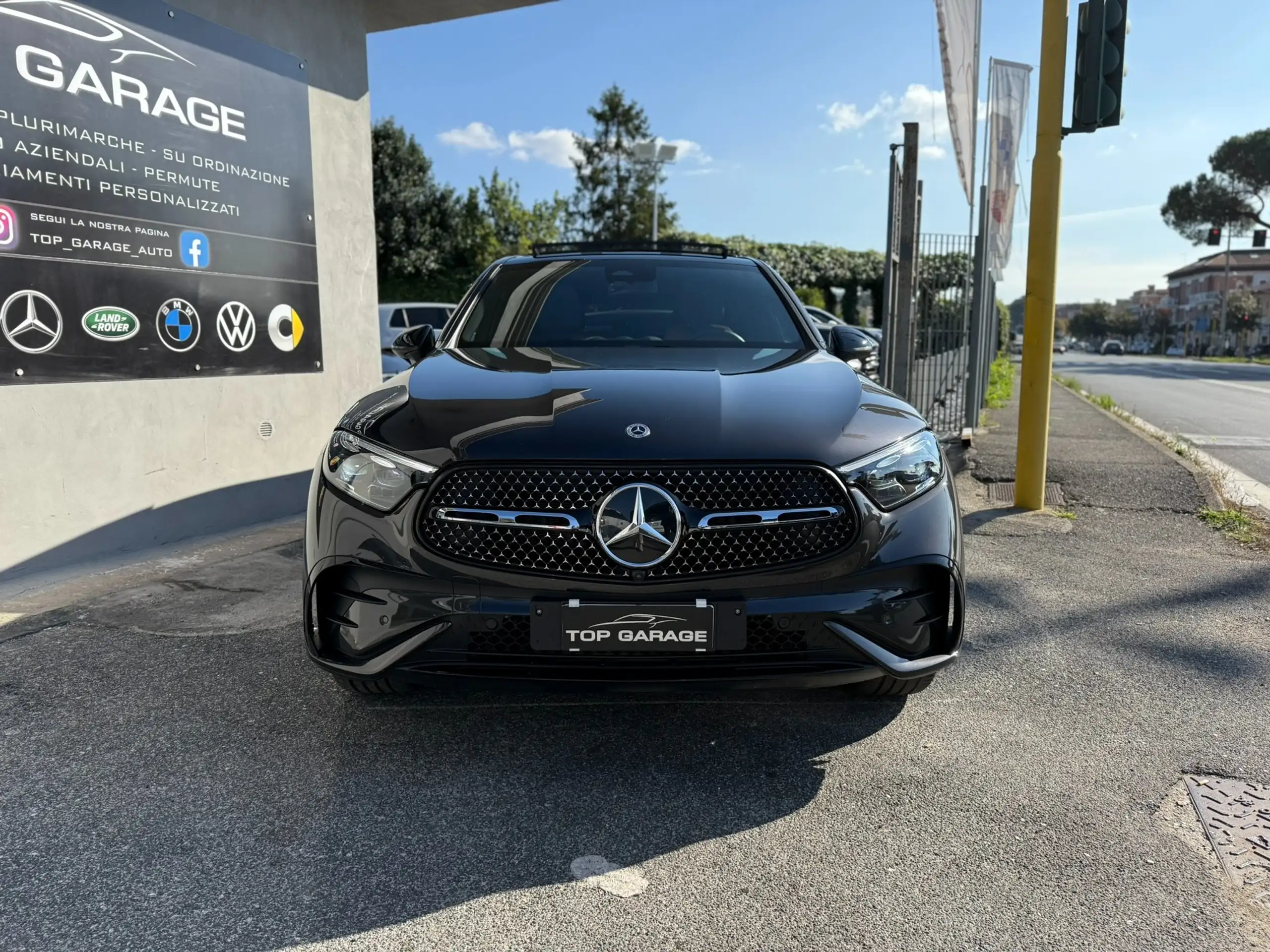 Mercedes-Benz - GLC 220