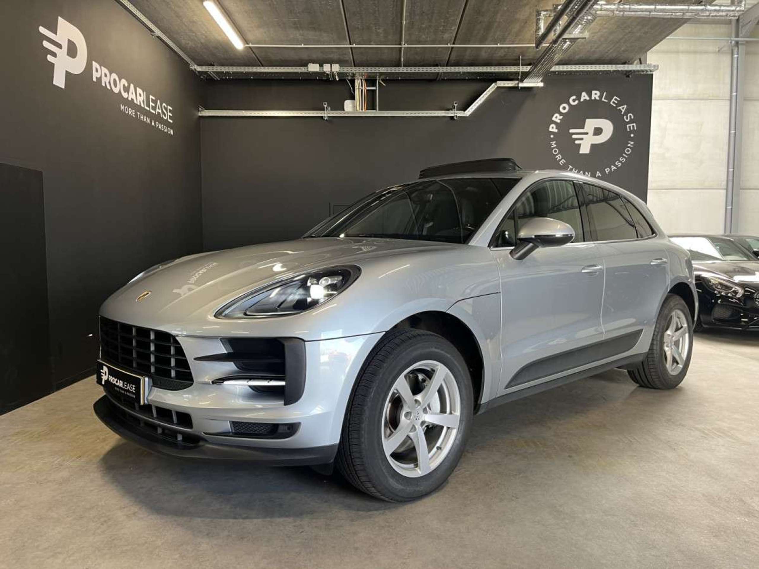 Porsche - Macan