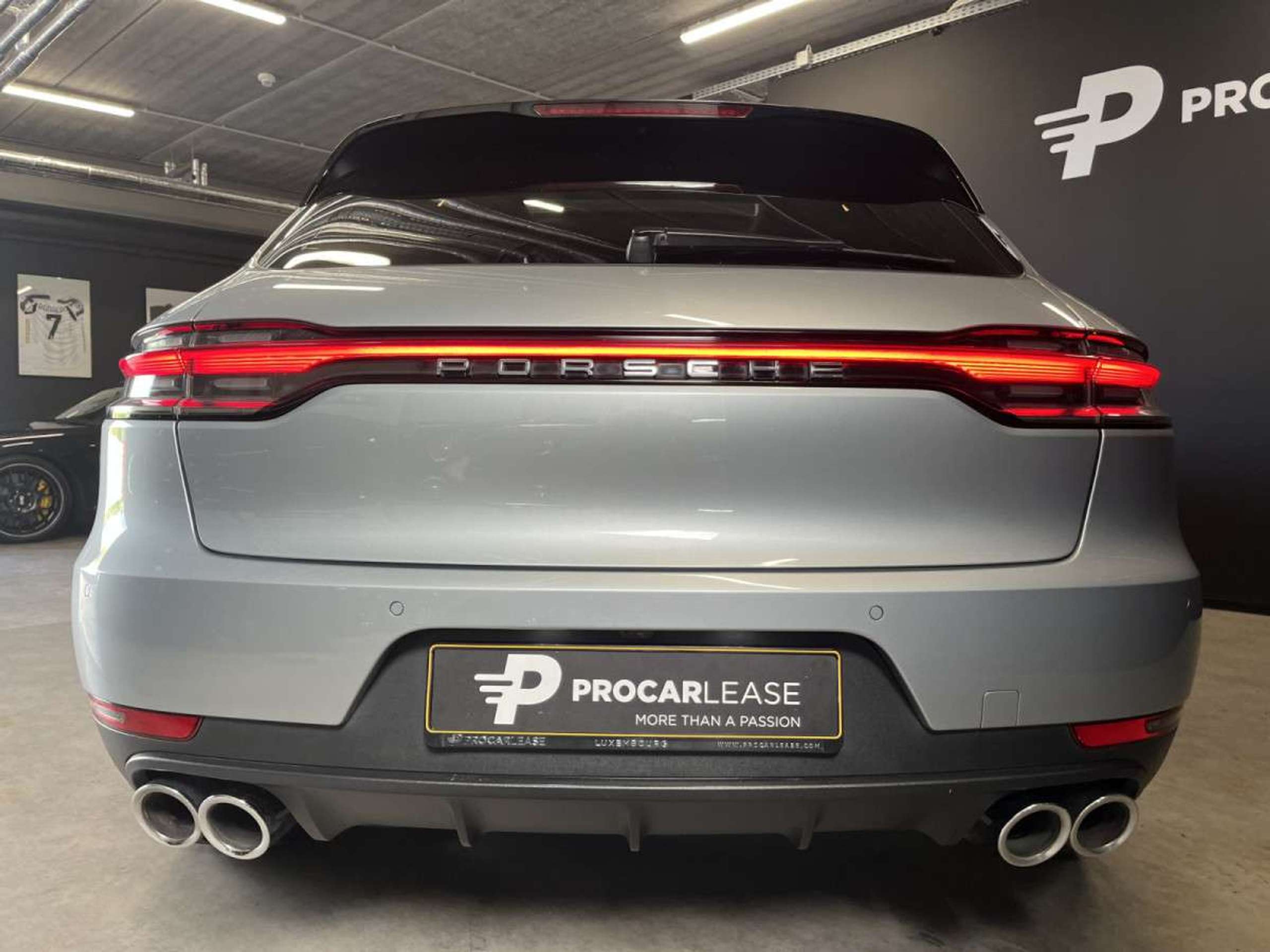 Porsche - Macan