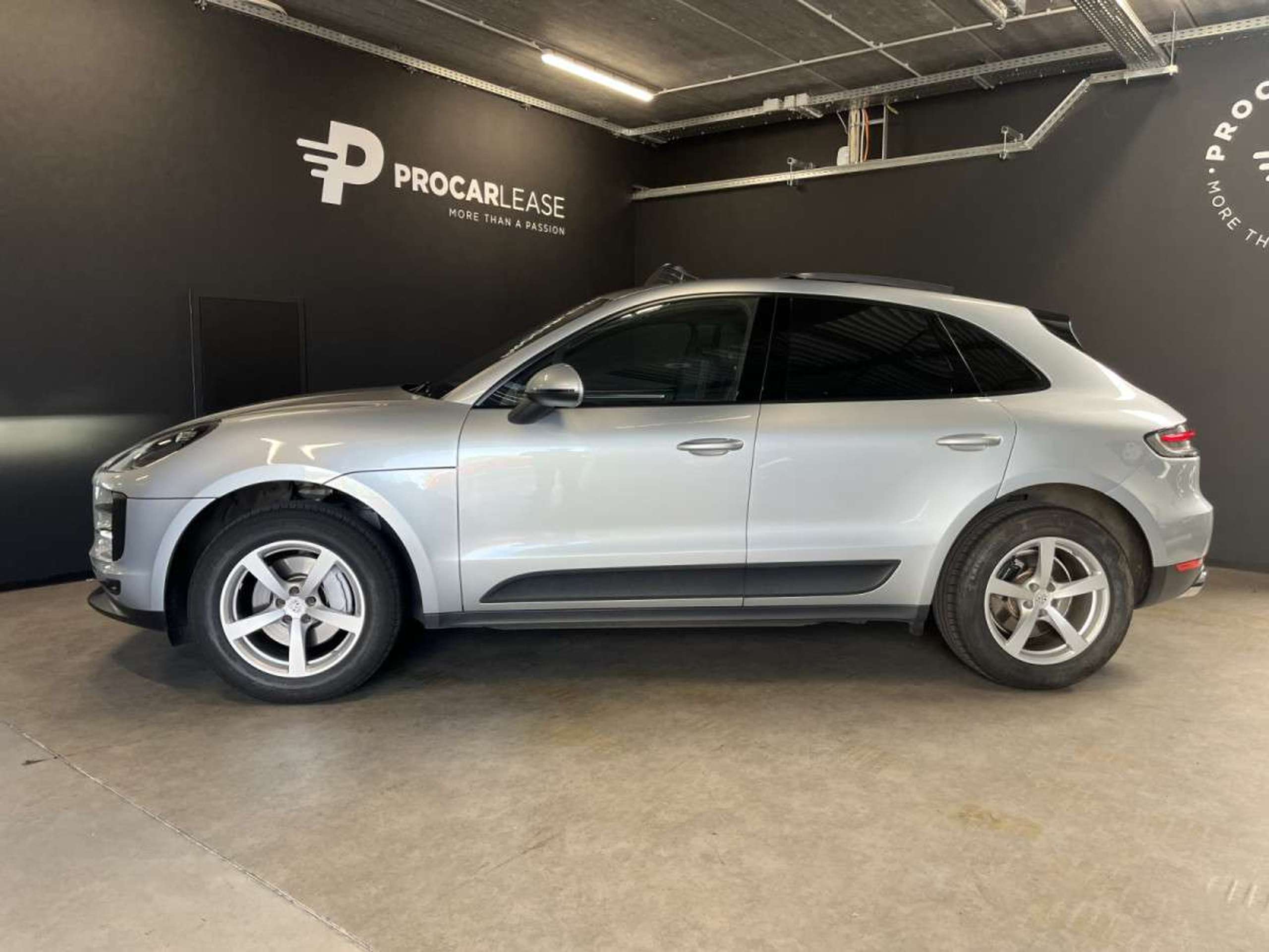 Porsche - Macan