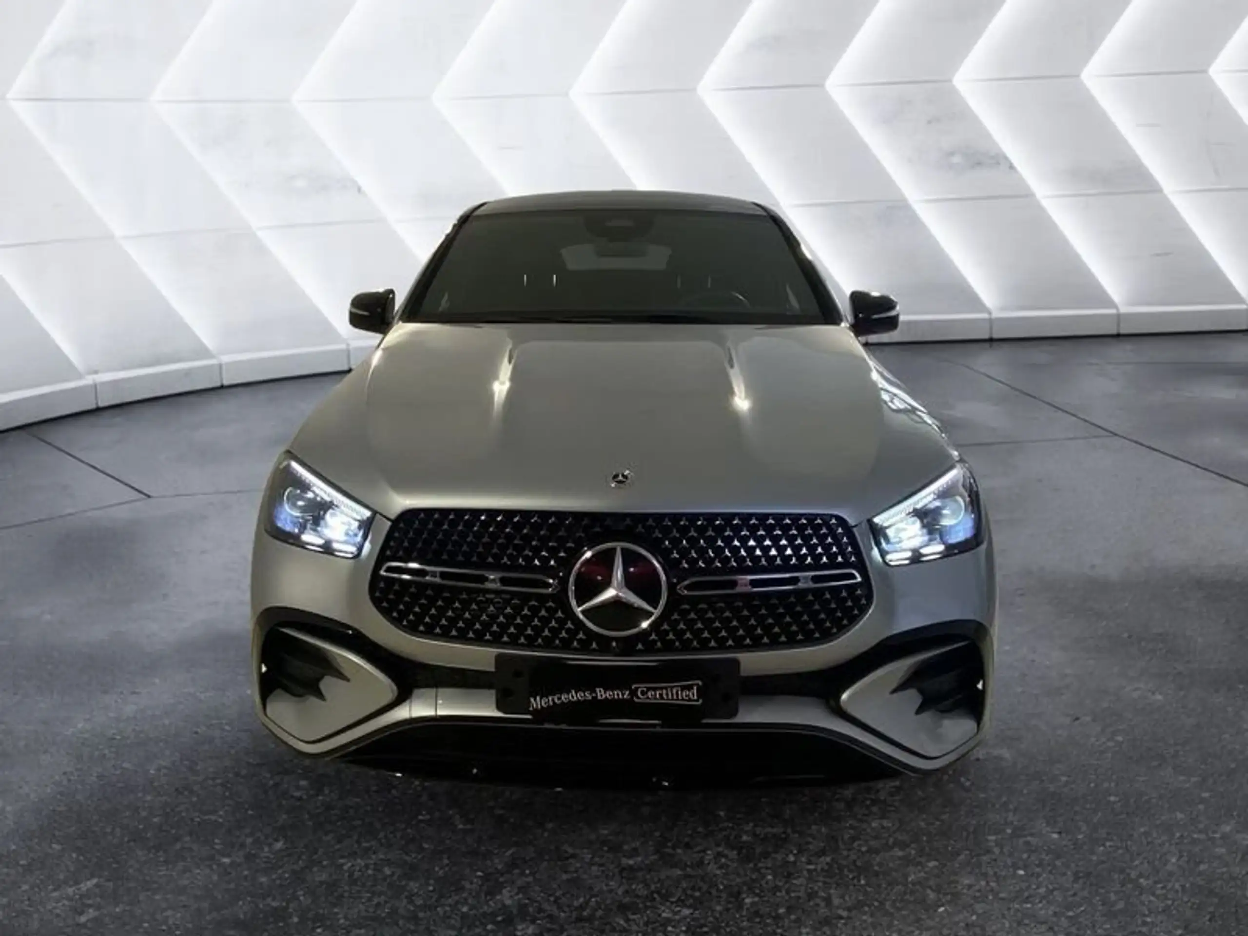 Mercedes-Benz - GLE 300