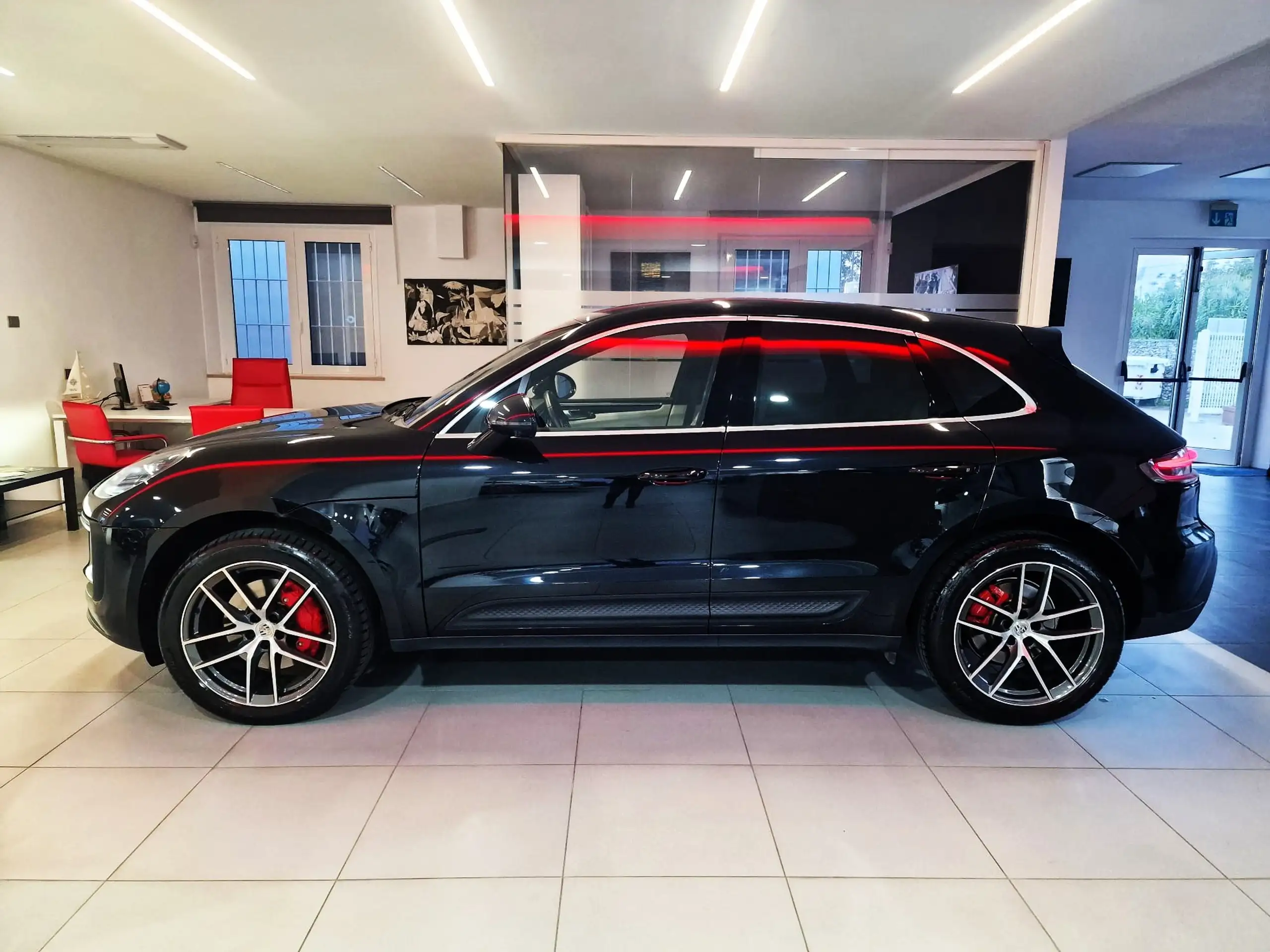 Porsche - Macan