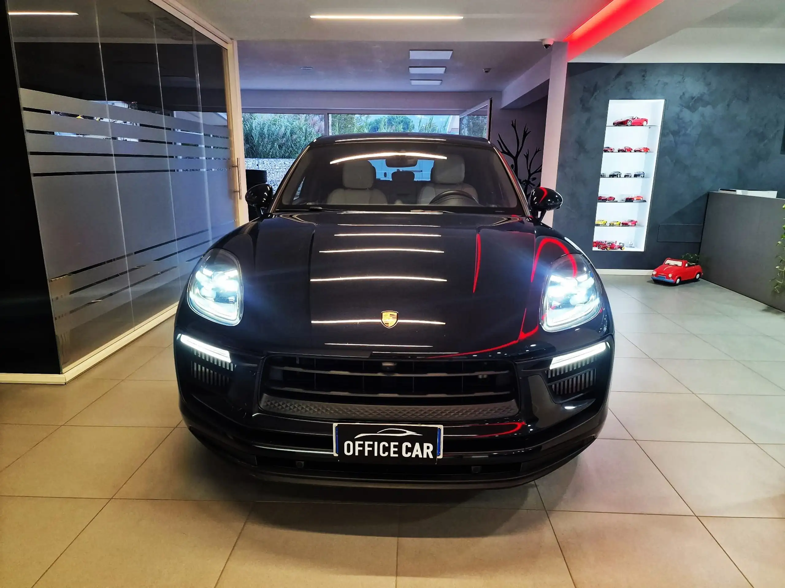 Porsche - Macan