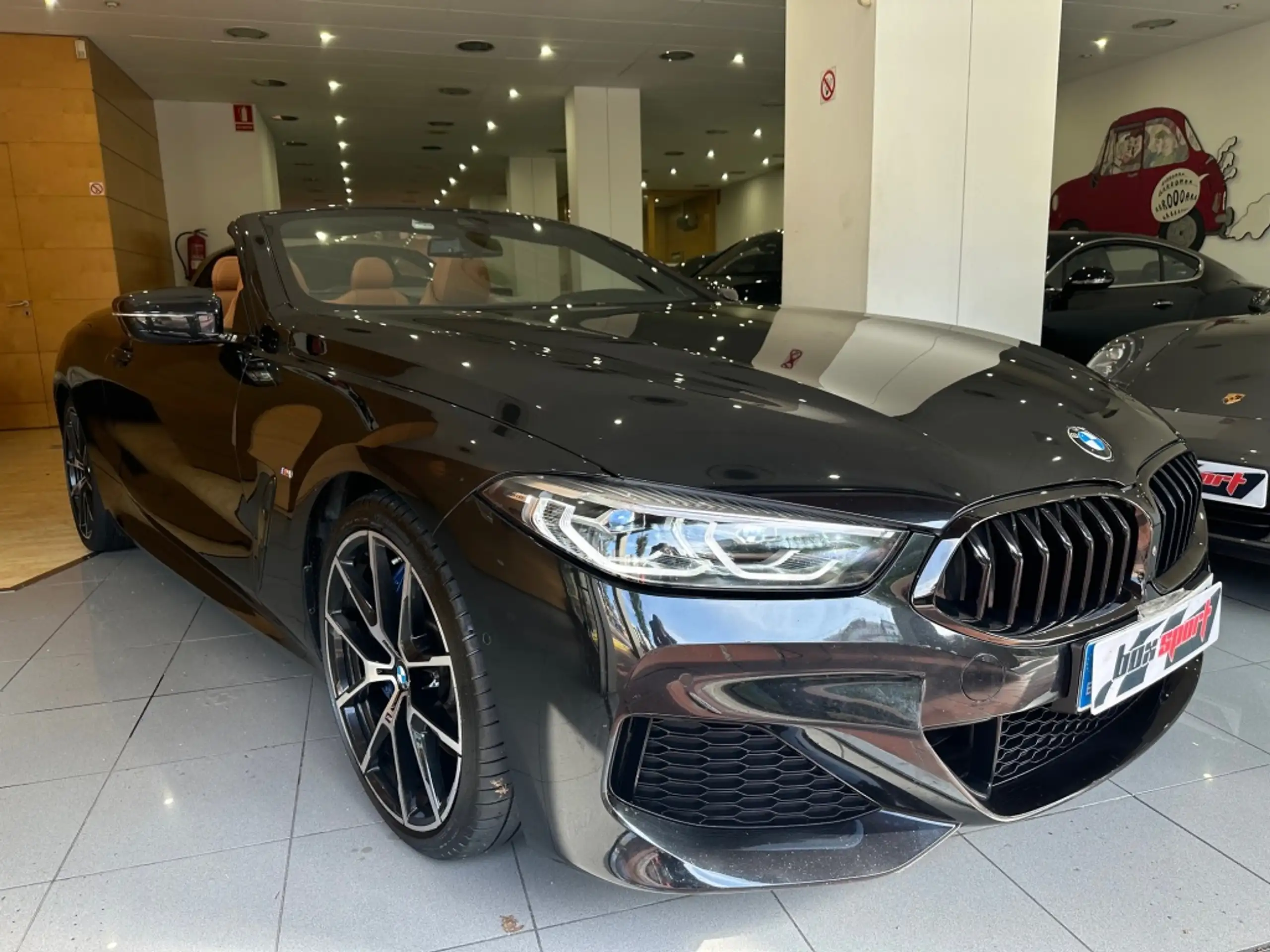 BMW - 840