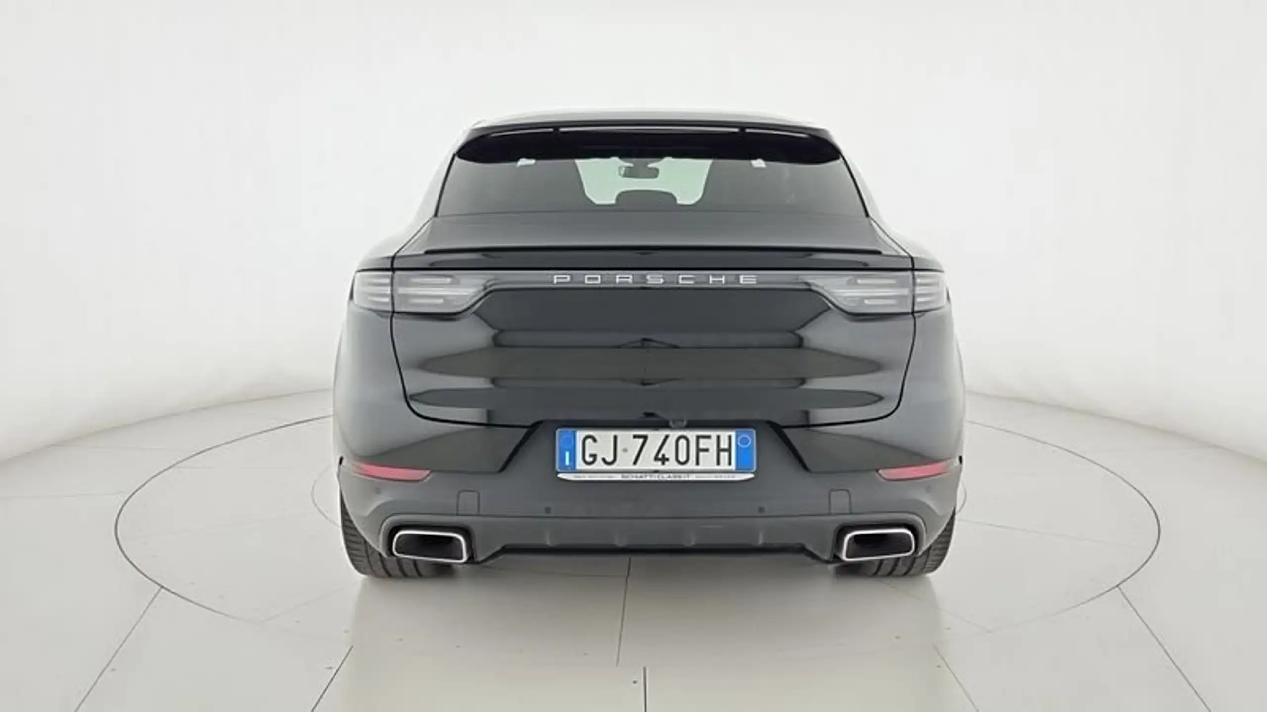 Porsche - Cayenne