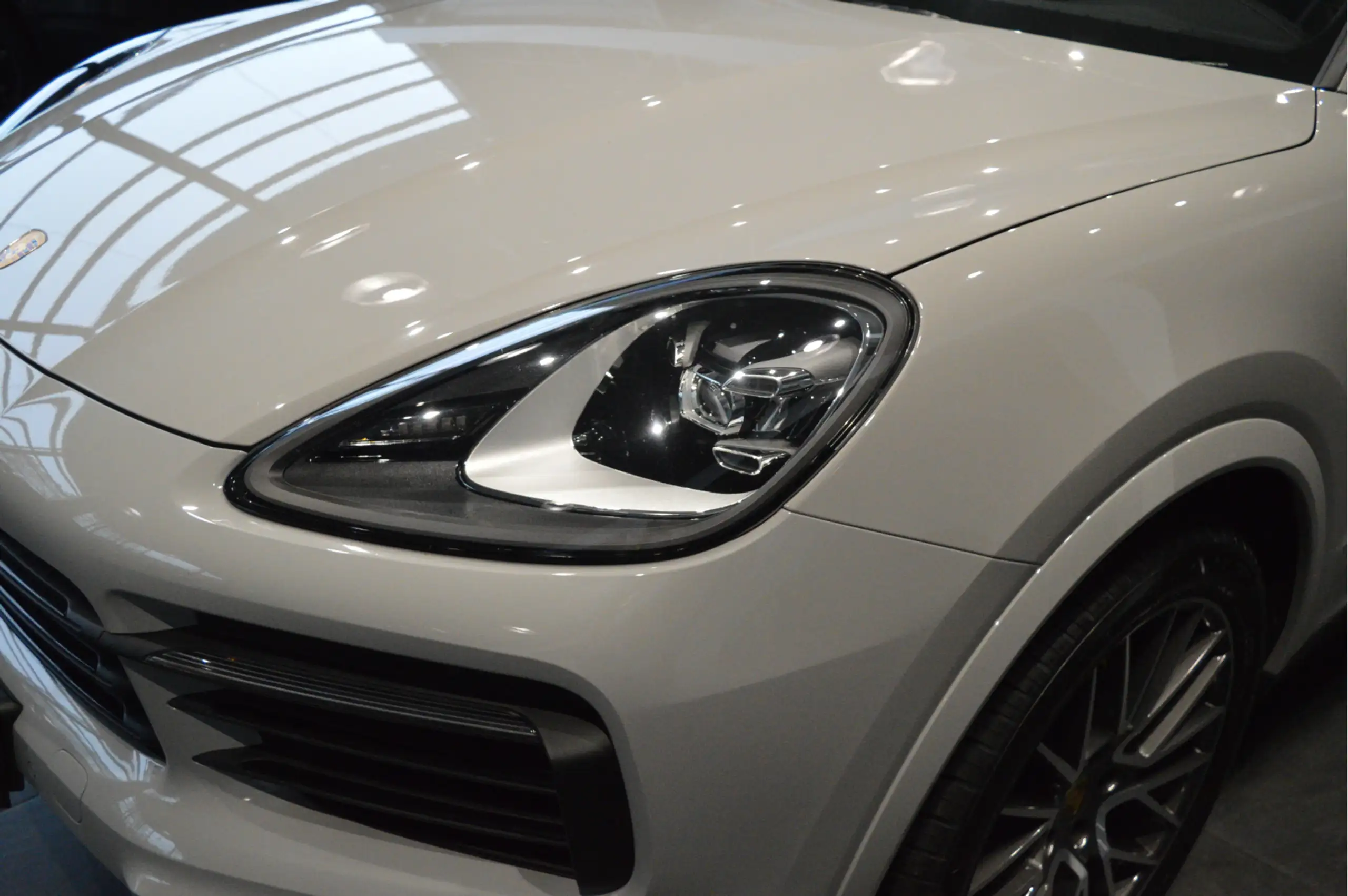 Porsche - Cayenne