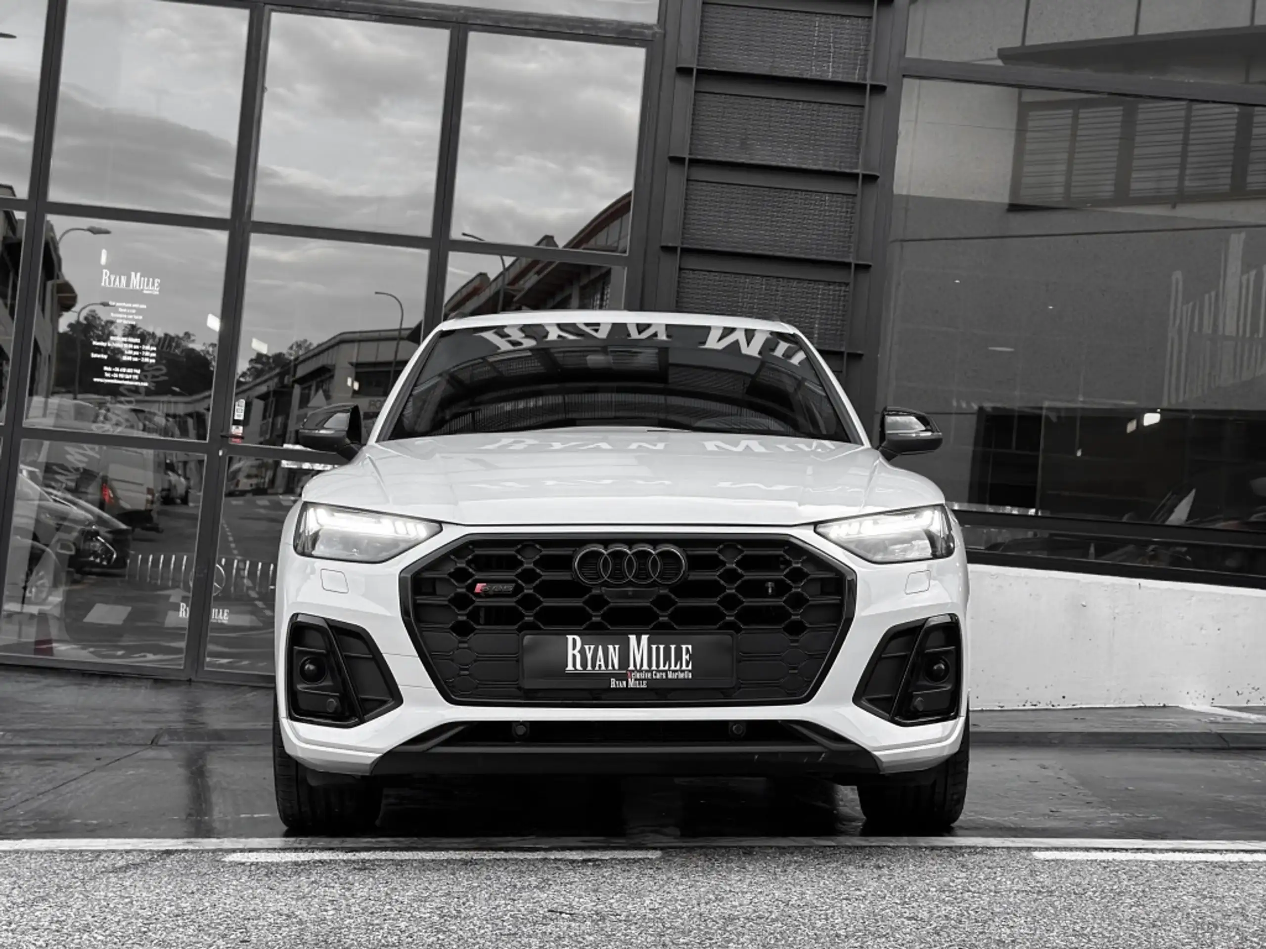 Audi - SQ5