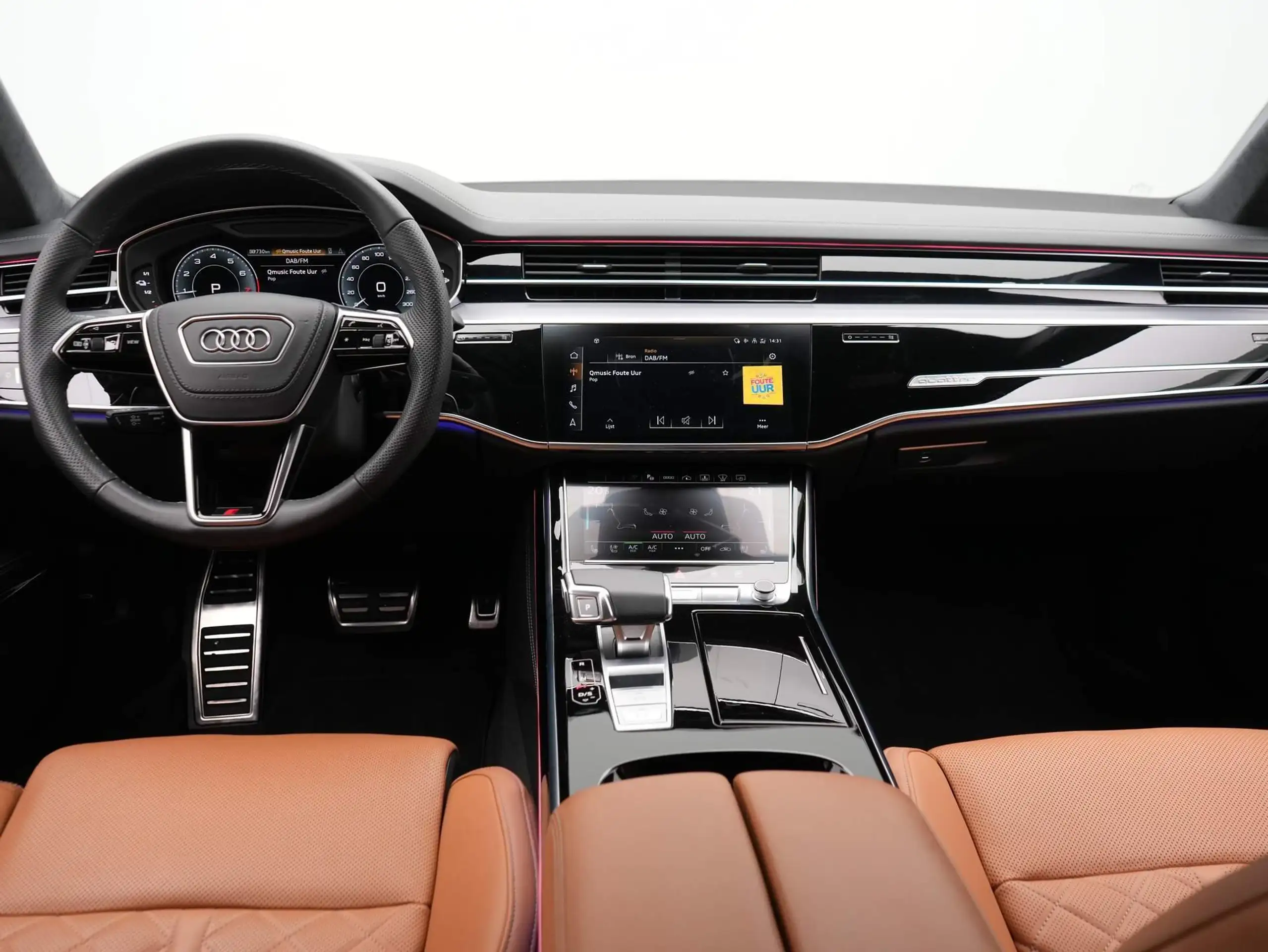 Audi - A8