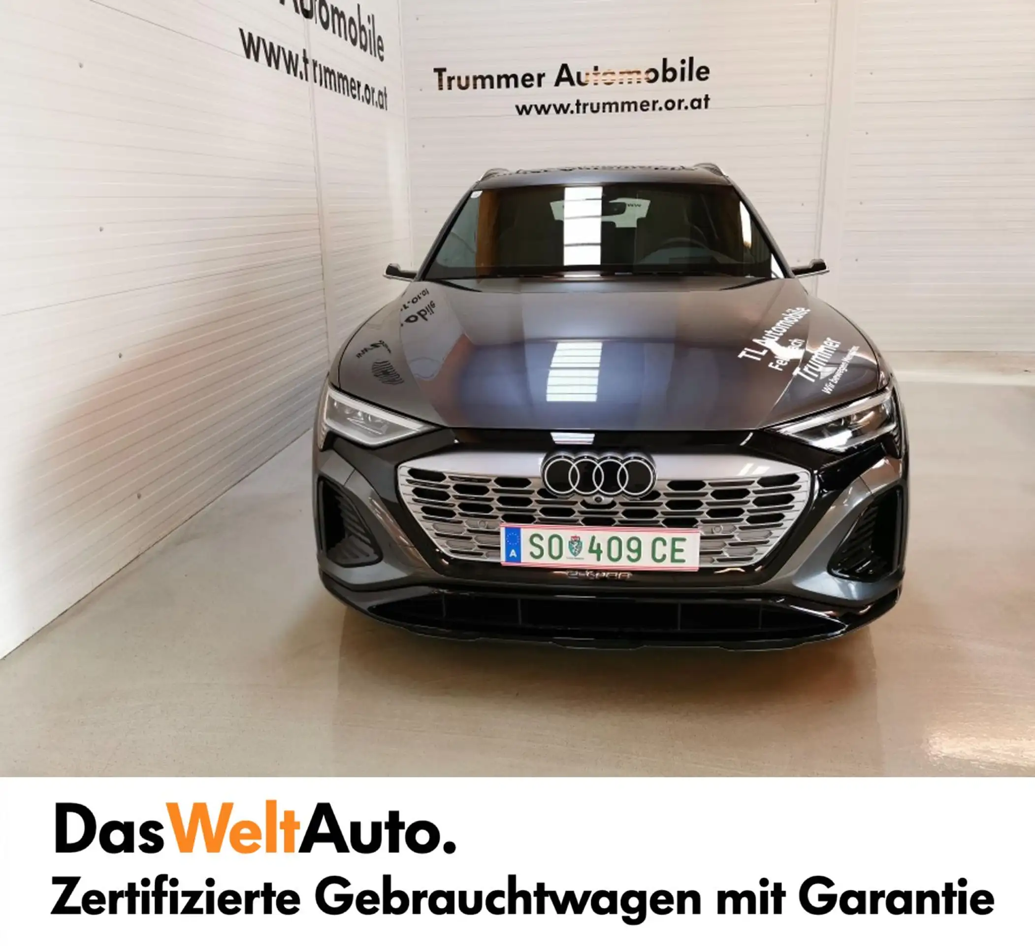 Audi - Q8