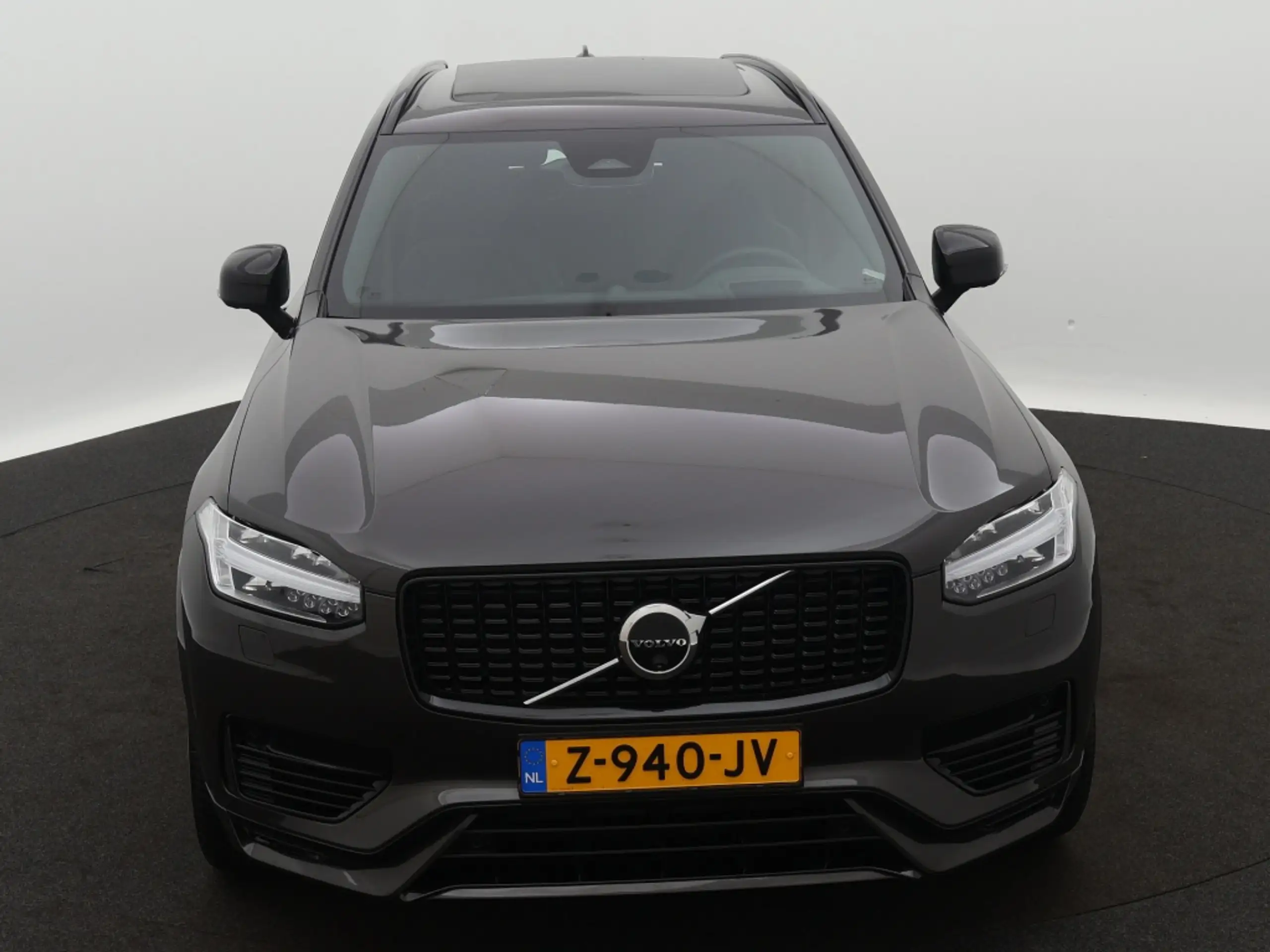 Volvo - XC90