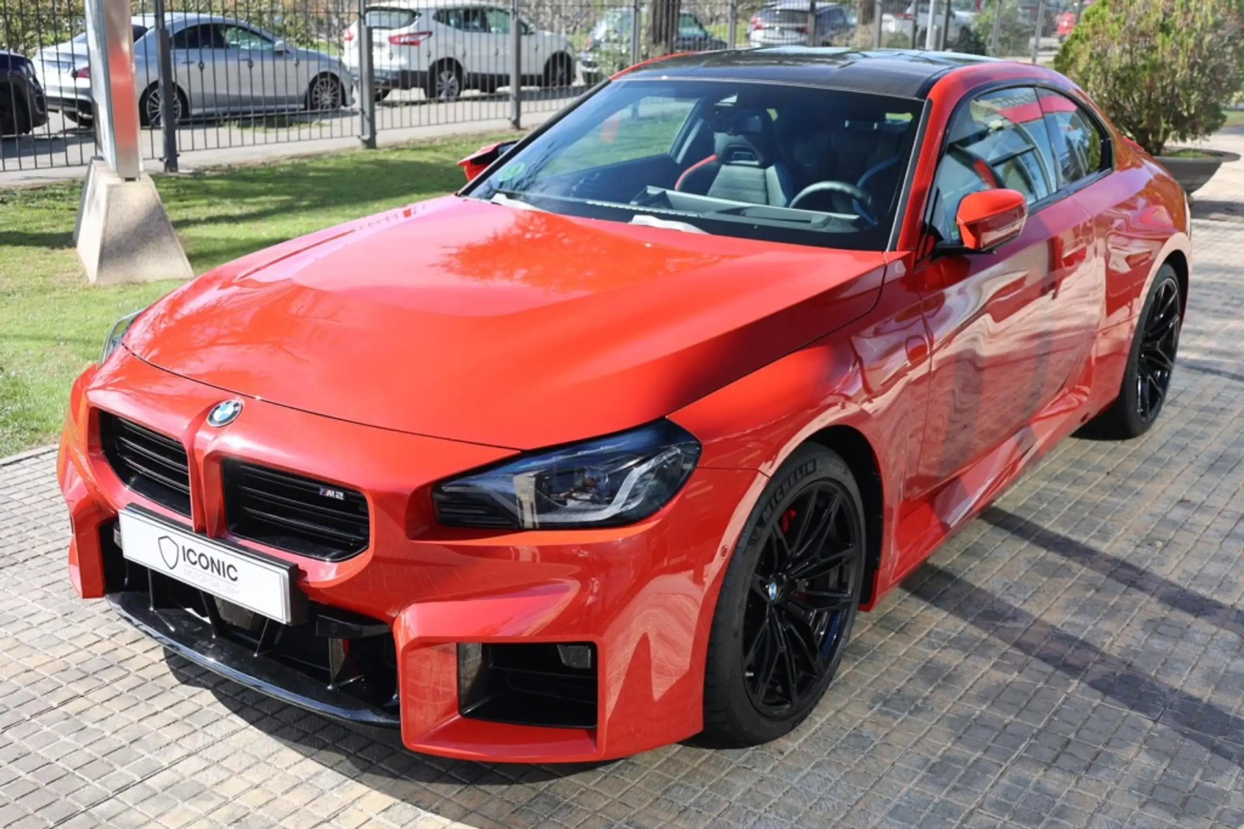 BMW - M2