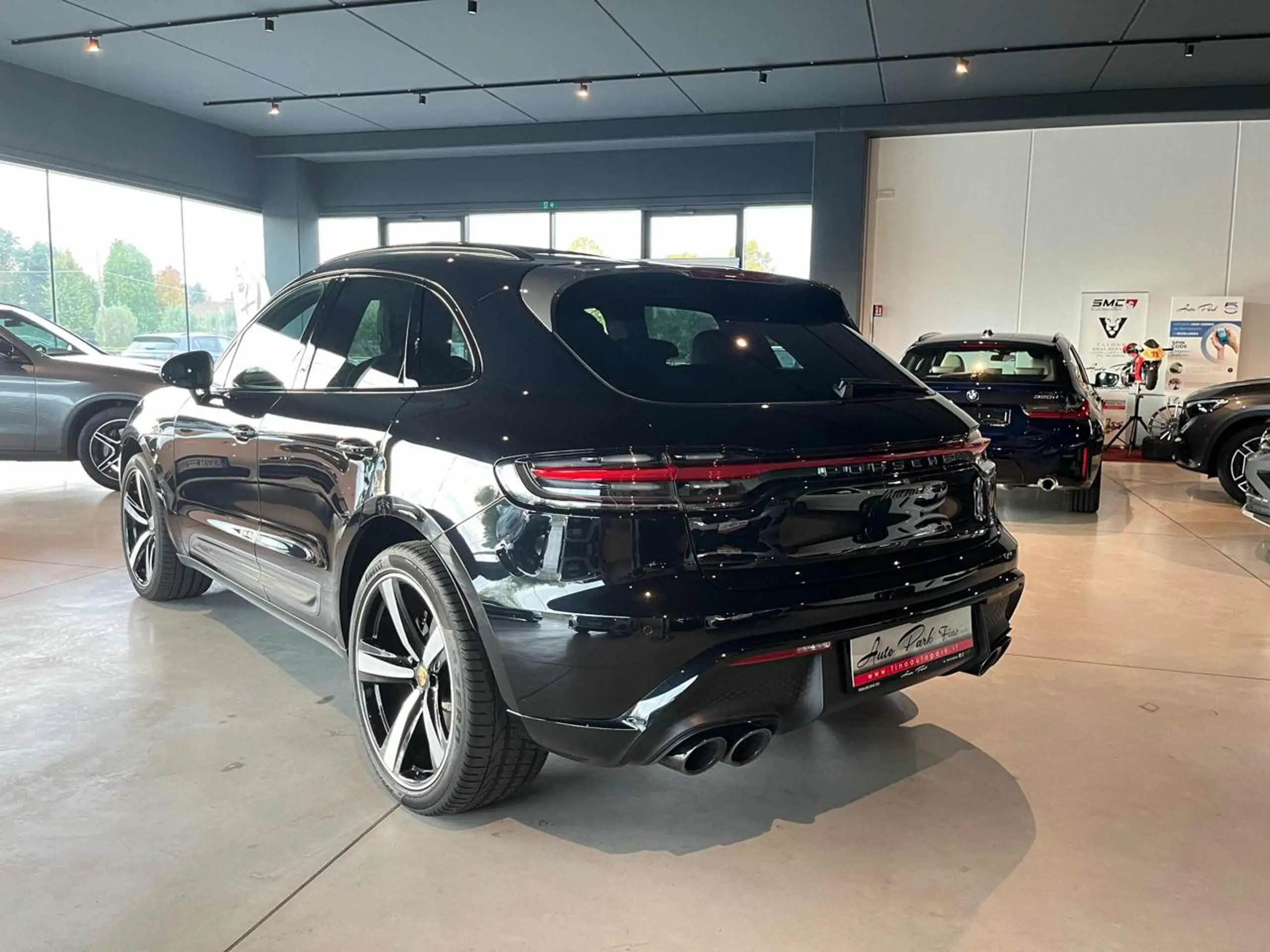 Porsche - Macan