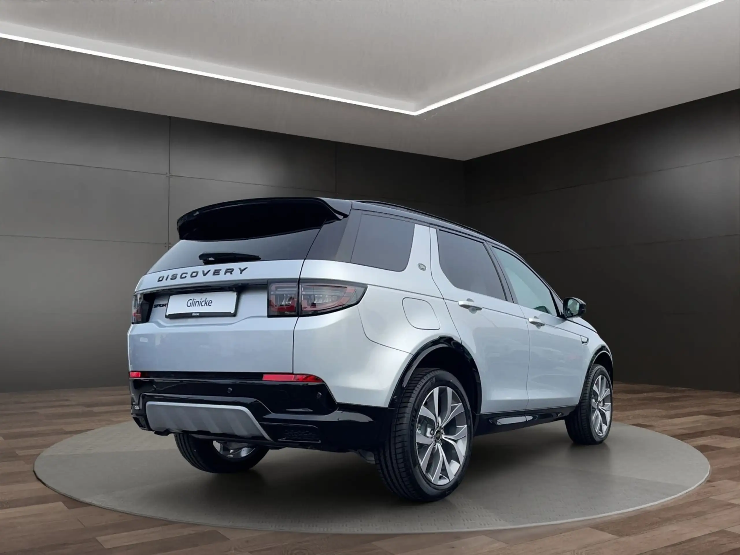 Land Rover - Discovery Sport