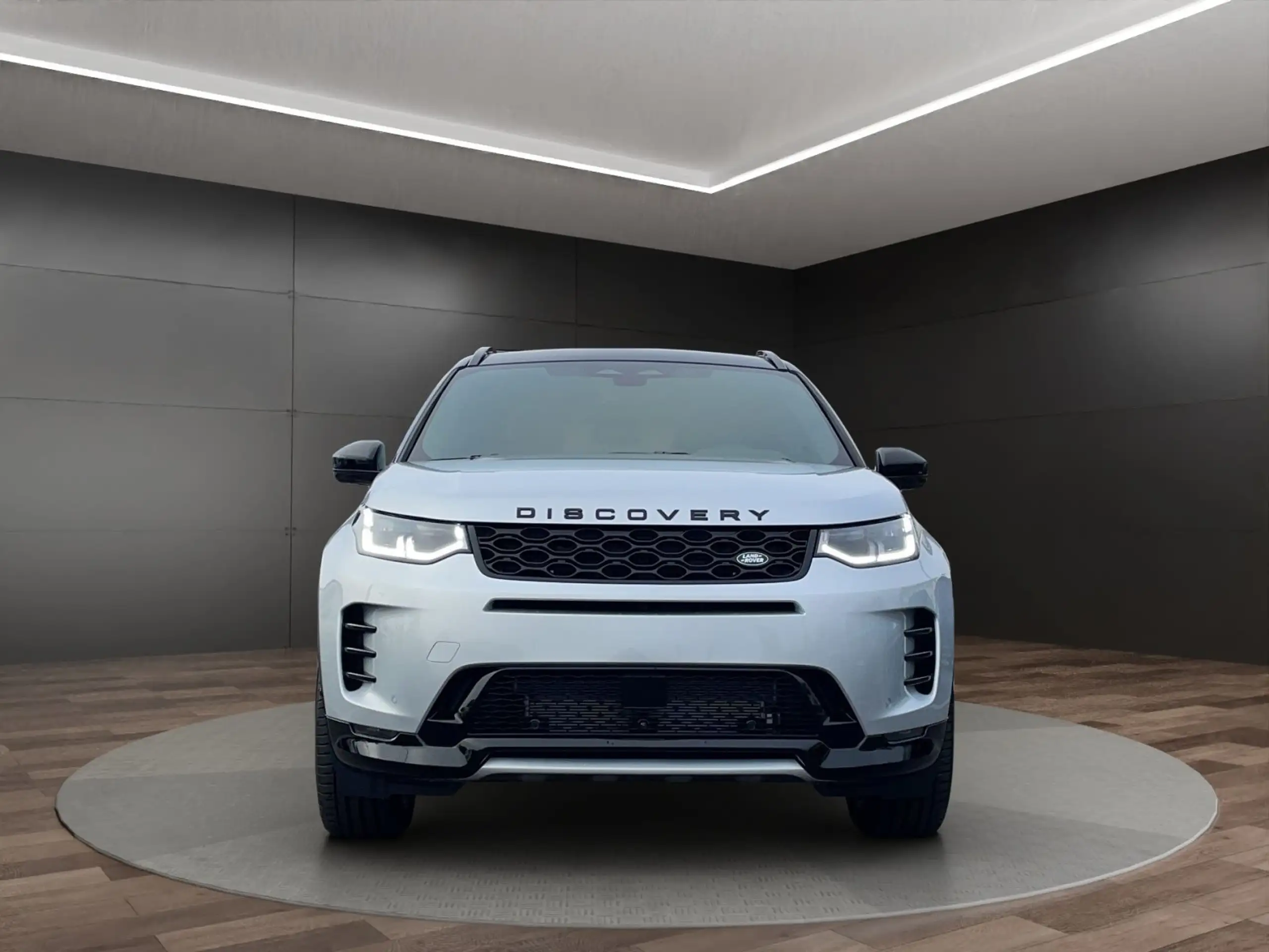 Land Rover - Discovery Sport