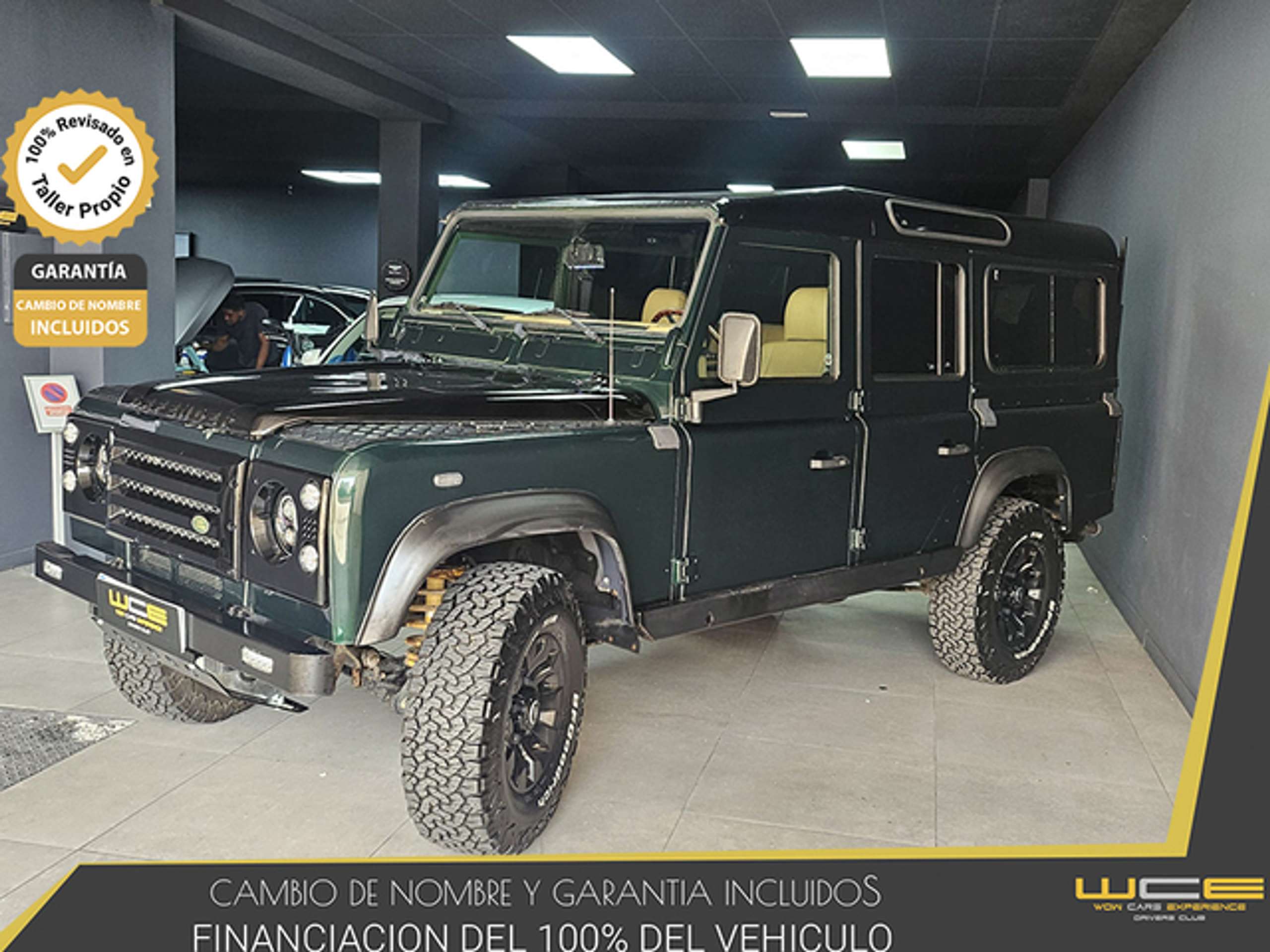 Land Rover Defender 2002