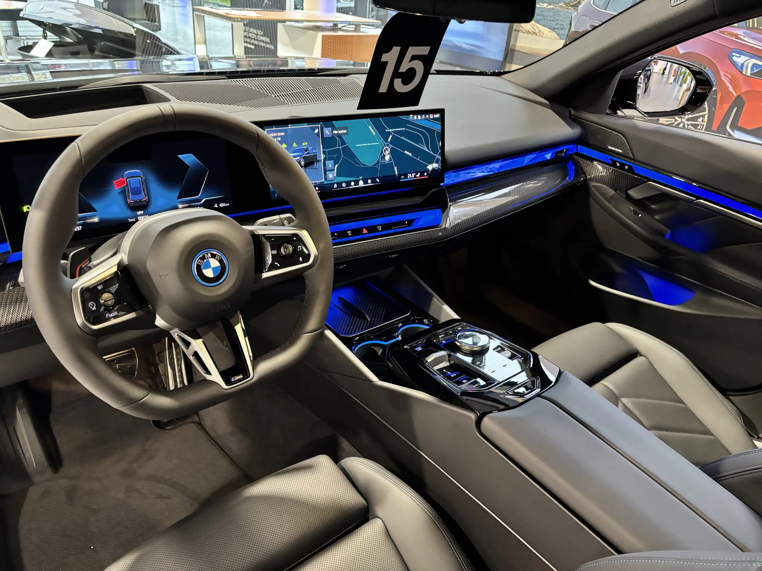 BMW - i5