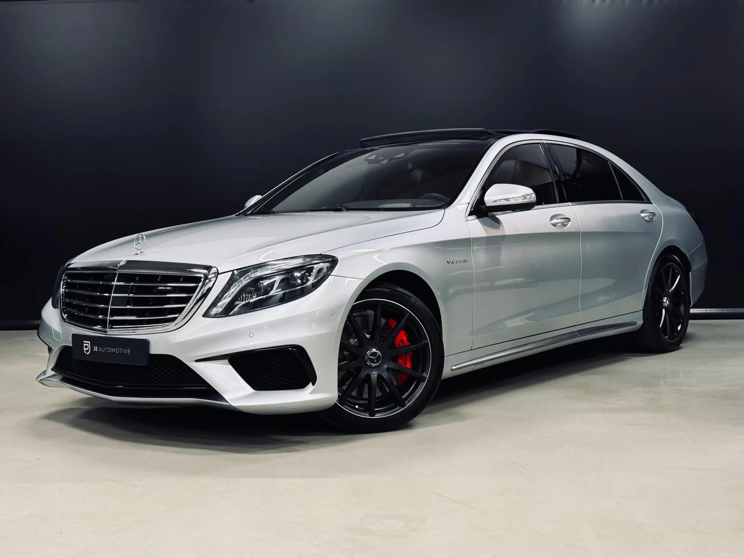 Mercedes-Benz - S 63 AMG