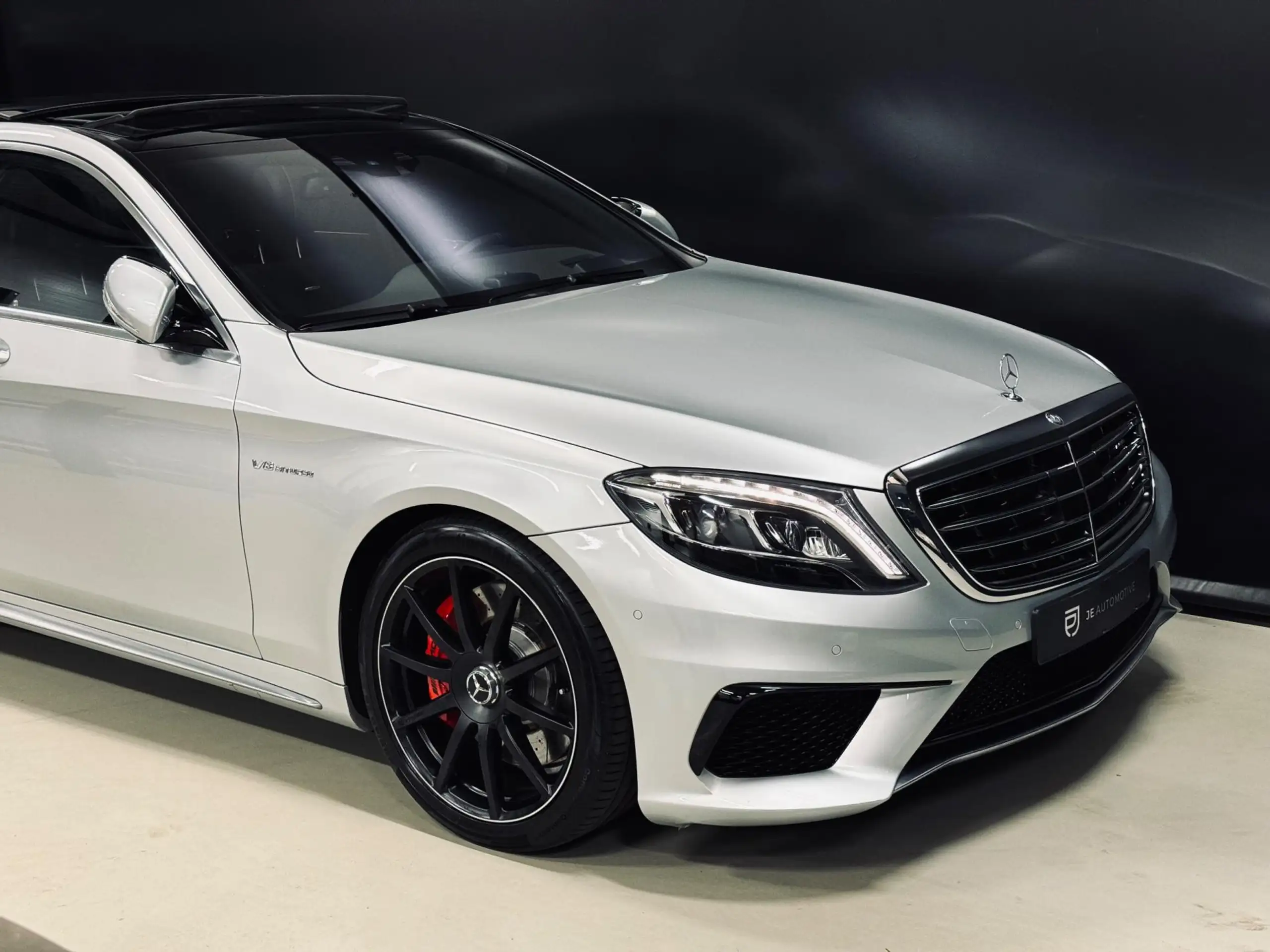 Mercedes-Benz - S 63 AMG